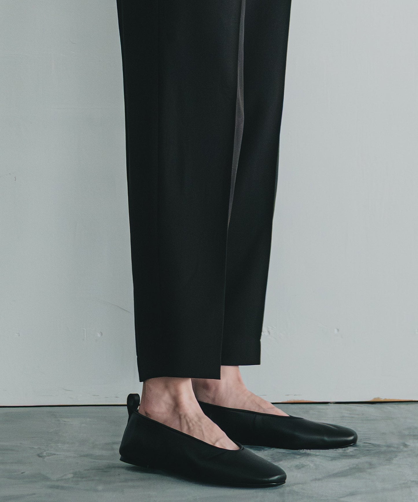 centerpress trouser / WHT23HPT4027