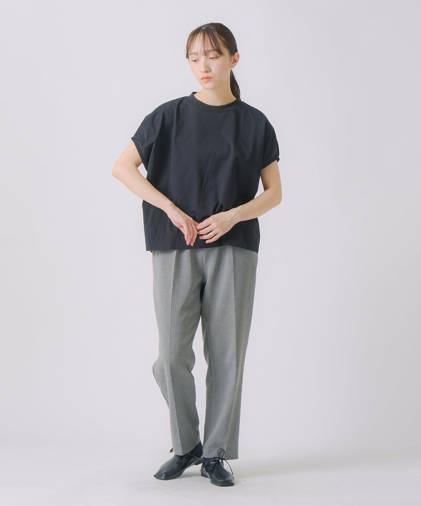 centerpress trouser / WHT23HPT4027