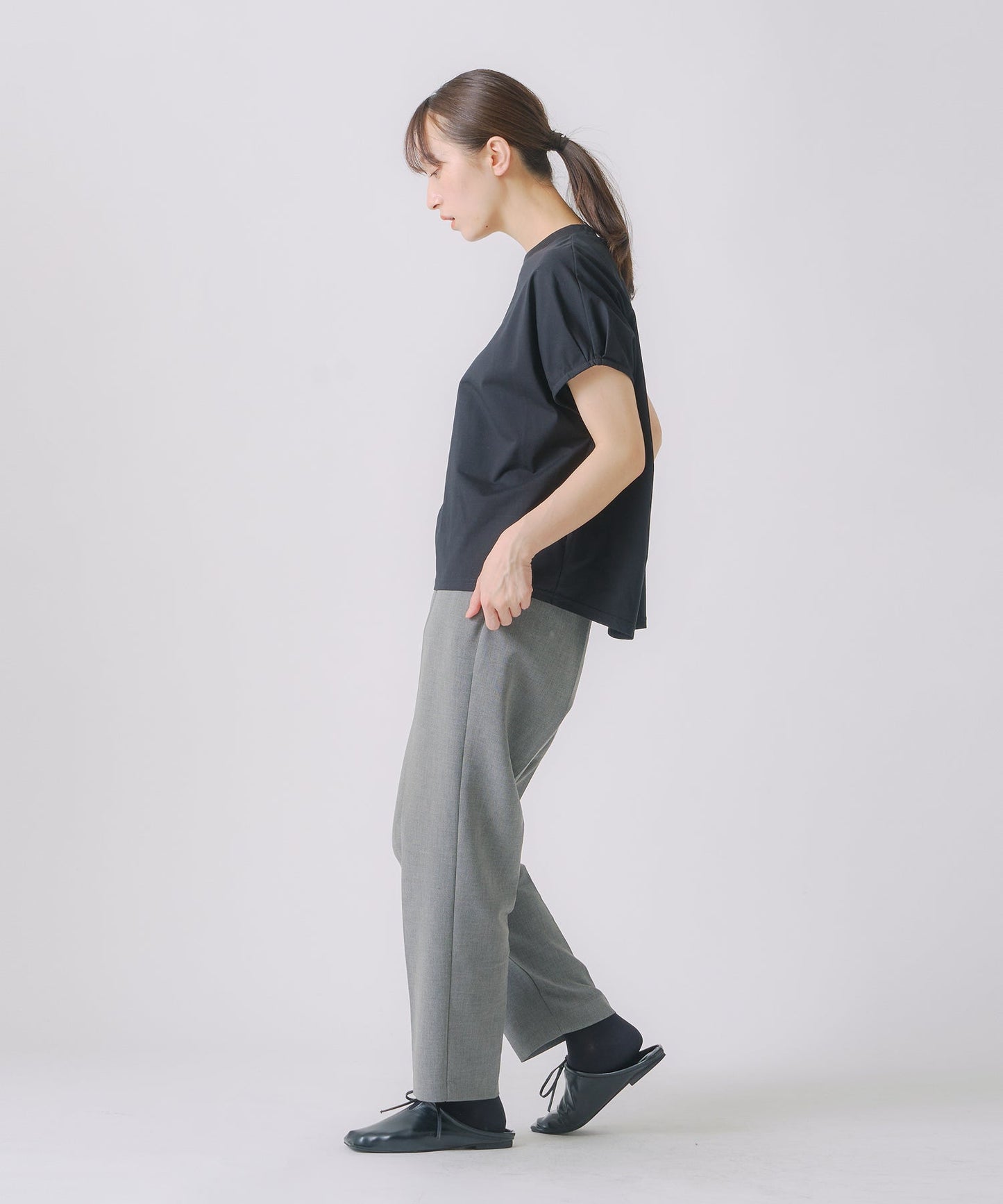 centerpress trouser / WHT23HPT4027
