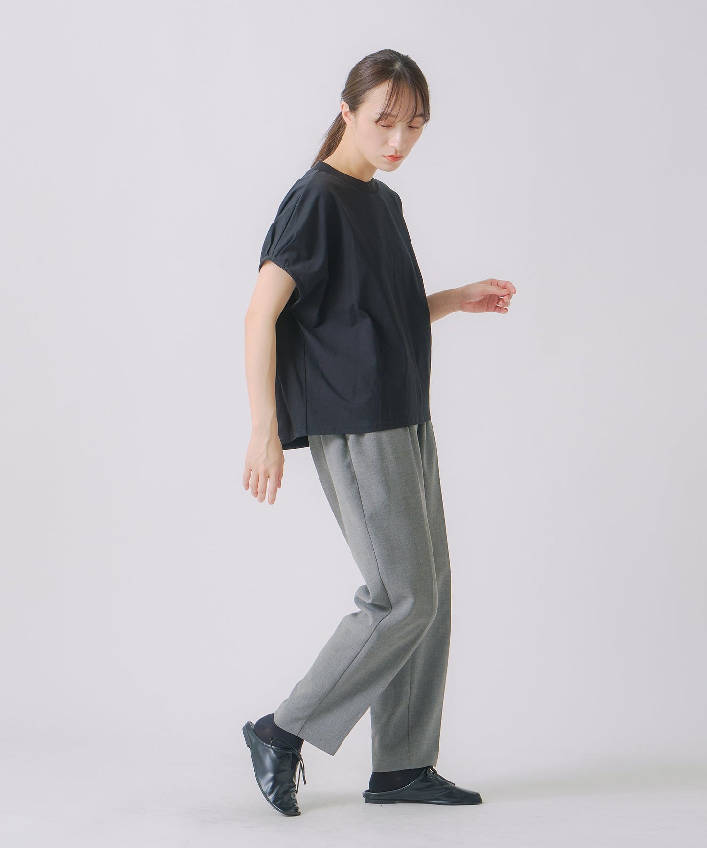 centerpress trouser / WHT23HPT4027