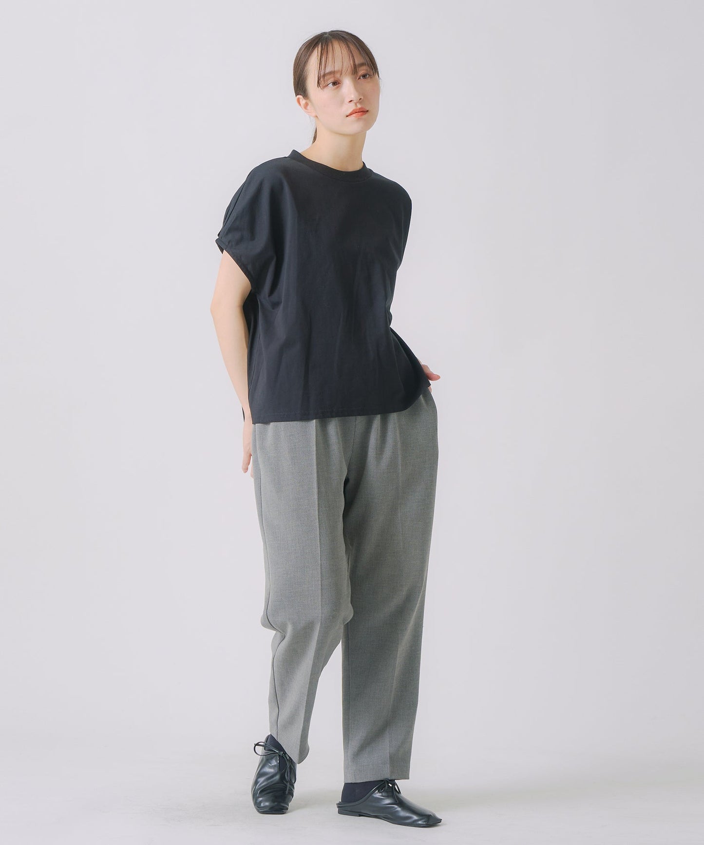 centerpress trouser / WHT23HPT4027