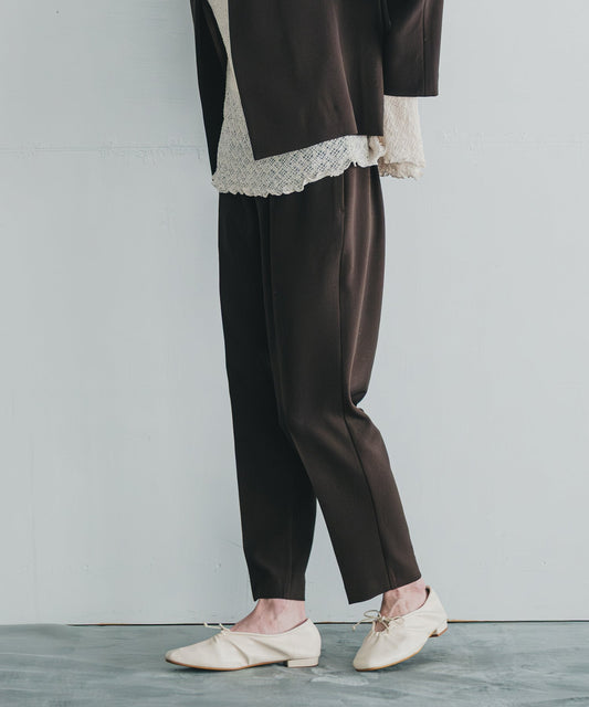 centerpress trouser / WHT23HPT4027