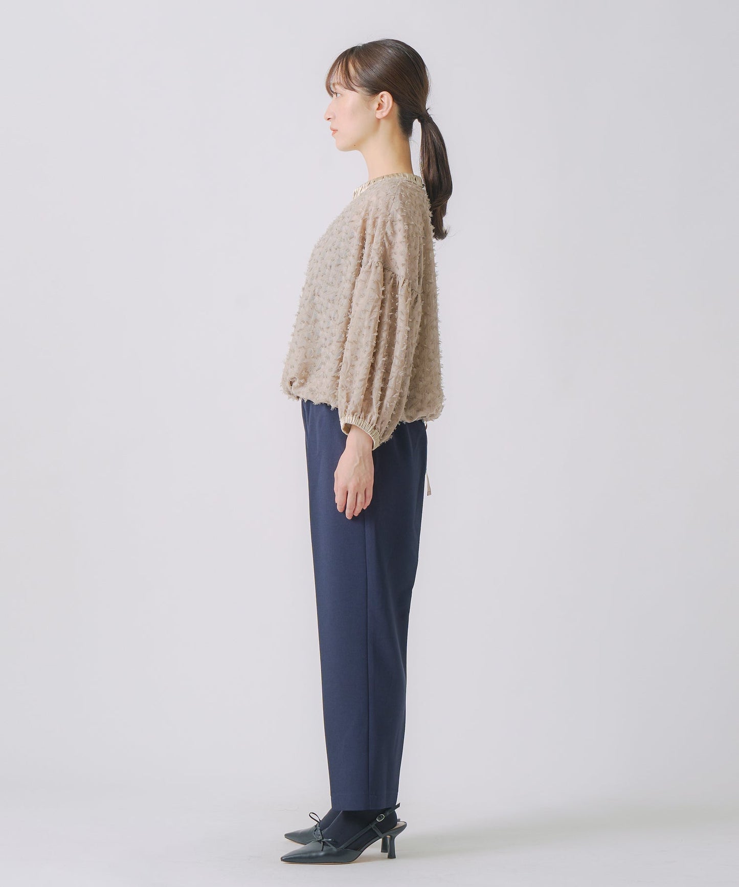jacquard volume blouse / WHT24FBL4053