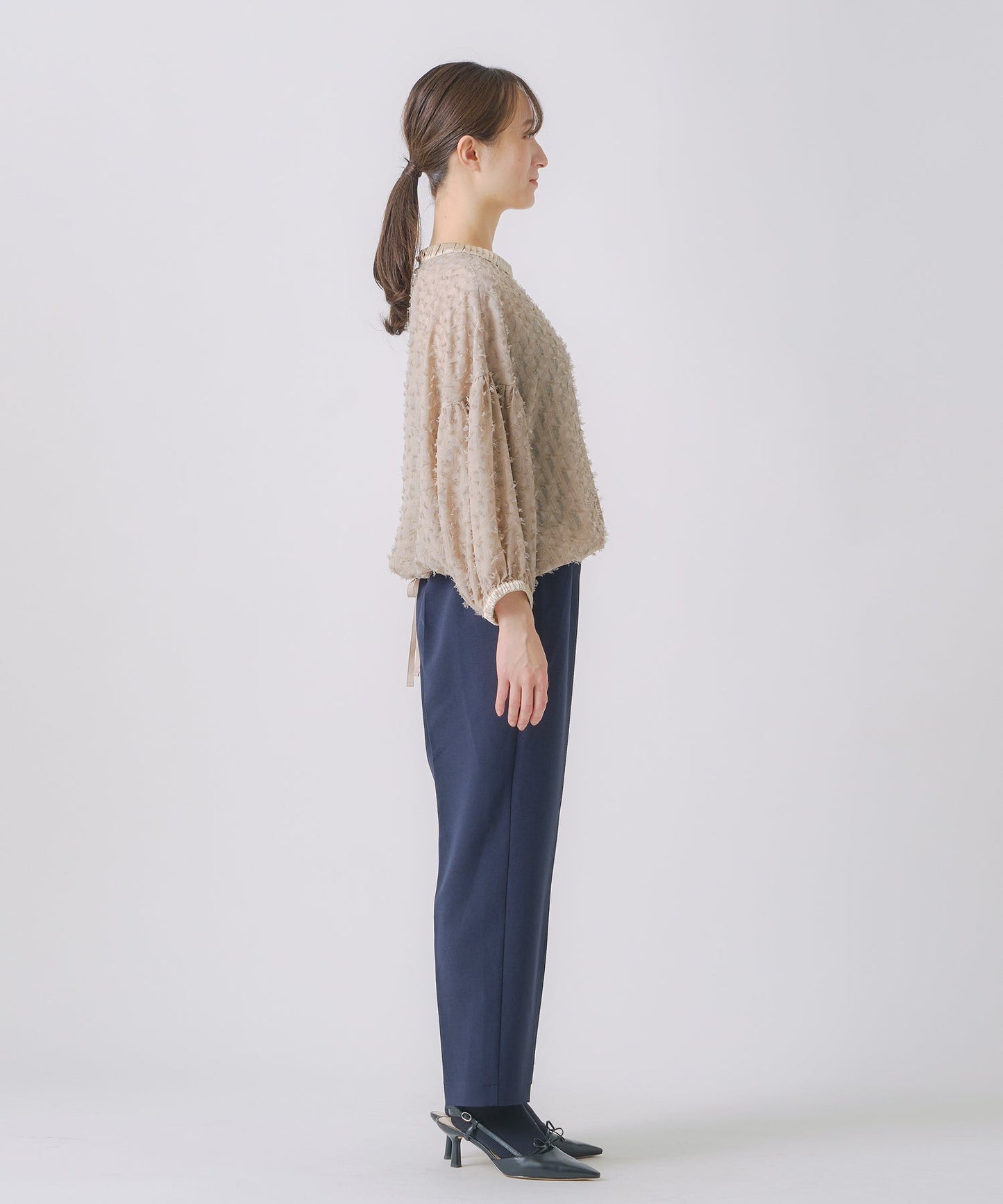 jacquard volume blouse / WHT24FBL4053