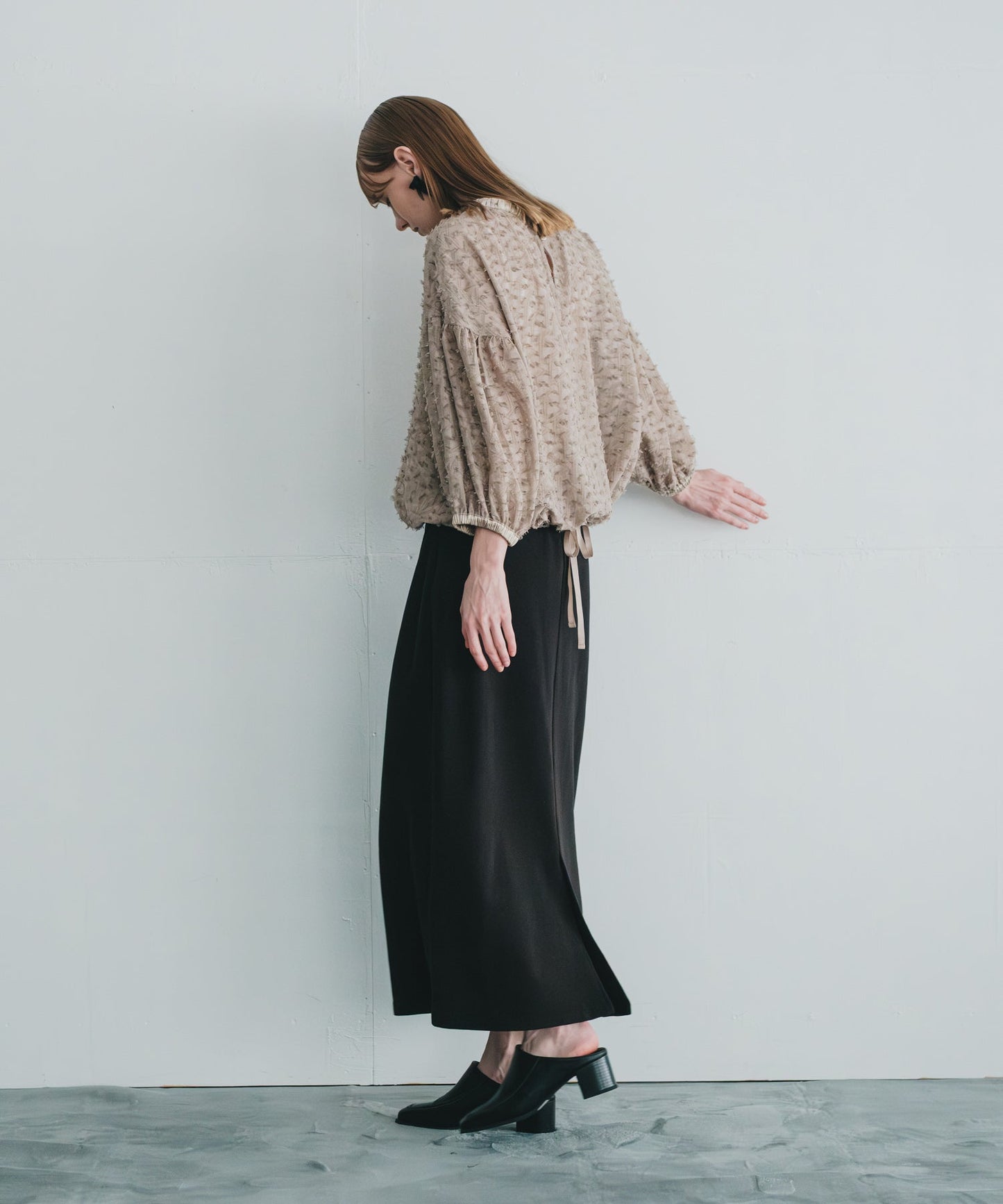 jacquard volume blouse / WHT24FBL4053