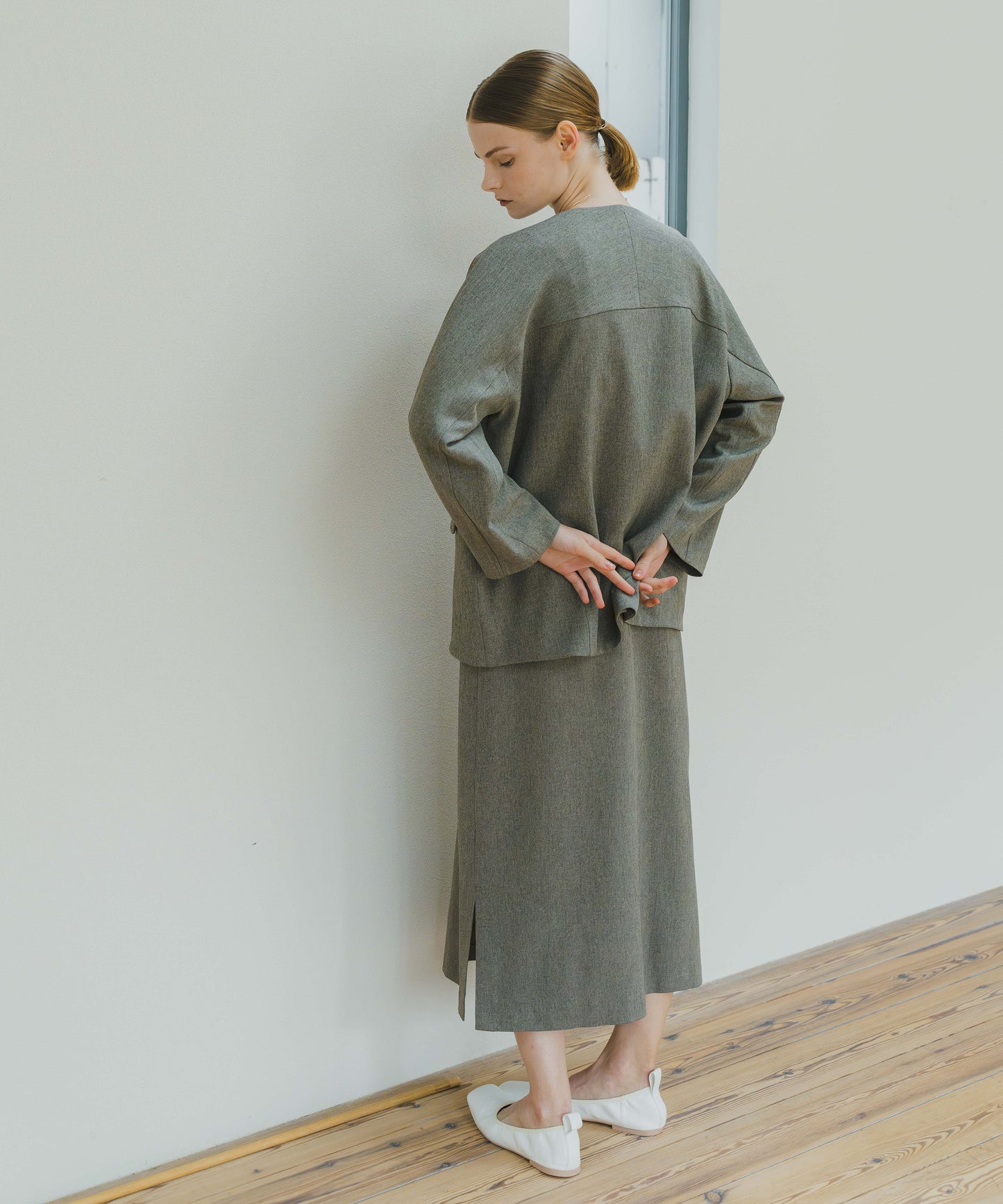 V SLIT OVER JACKET / WHT24FJK4034