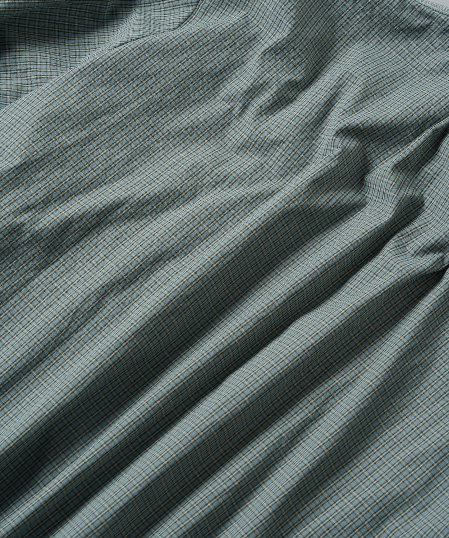 check frill blouse / WHT25FBL4077
