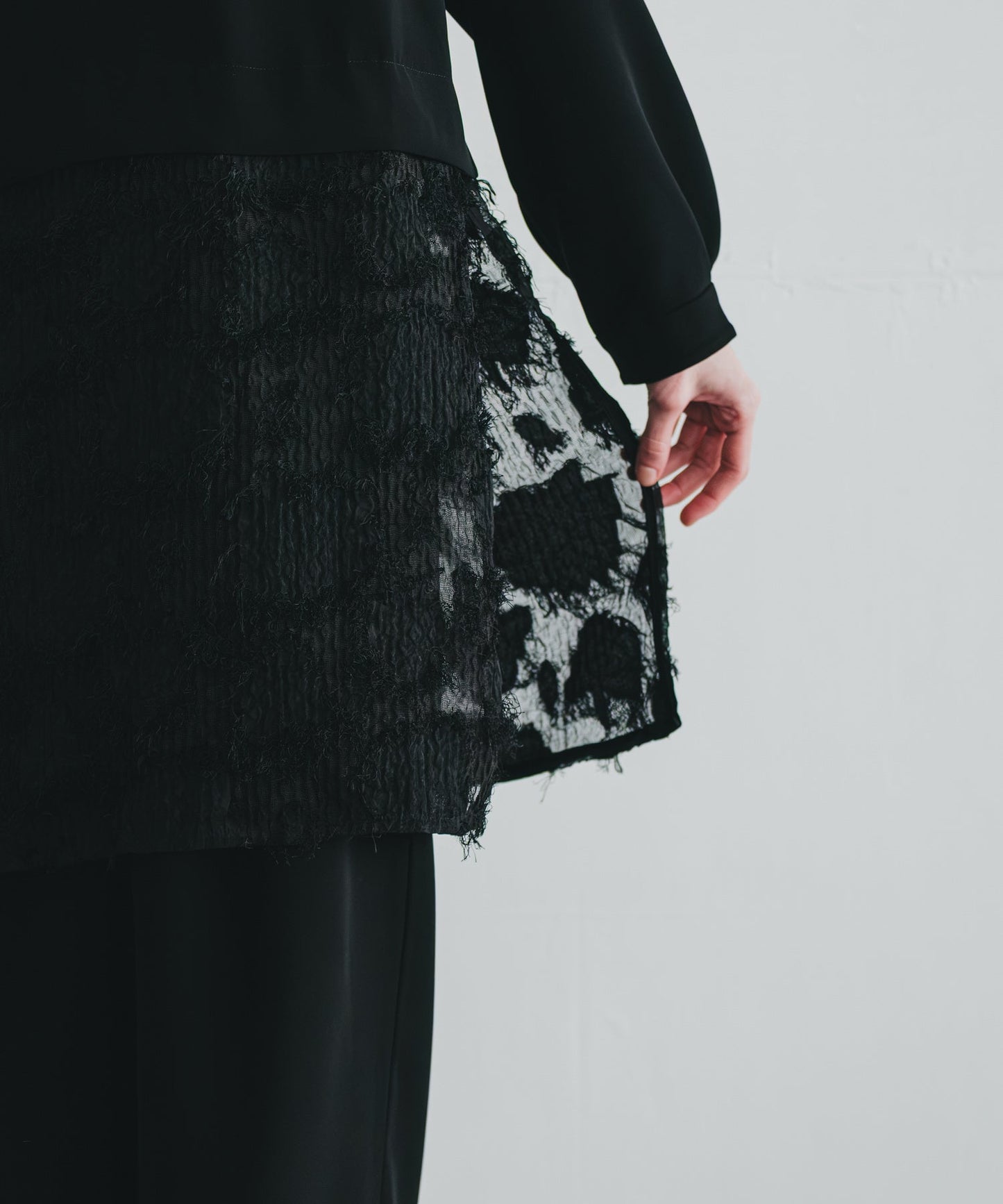 lace combination short dress / WHT25FBL4078
