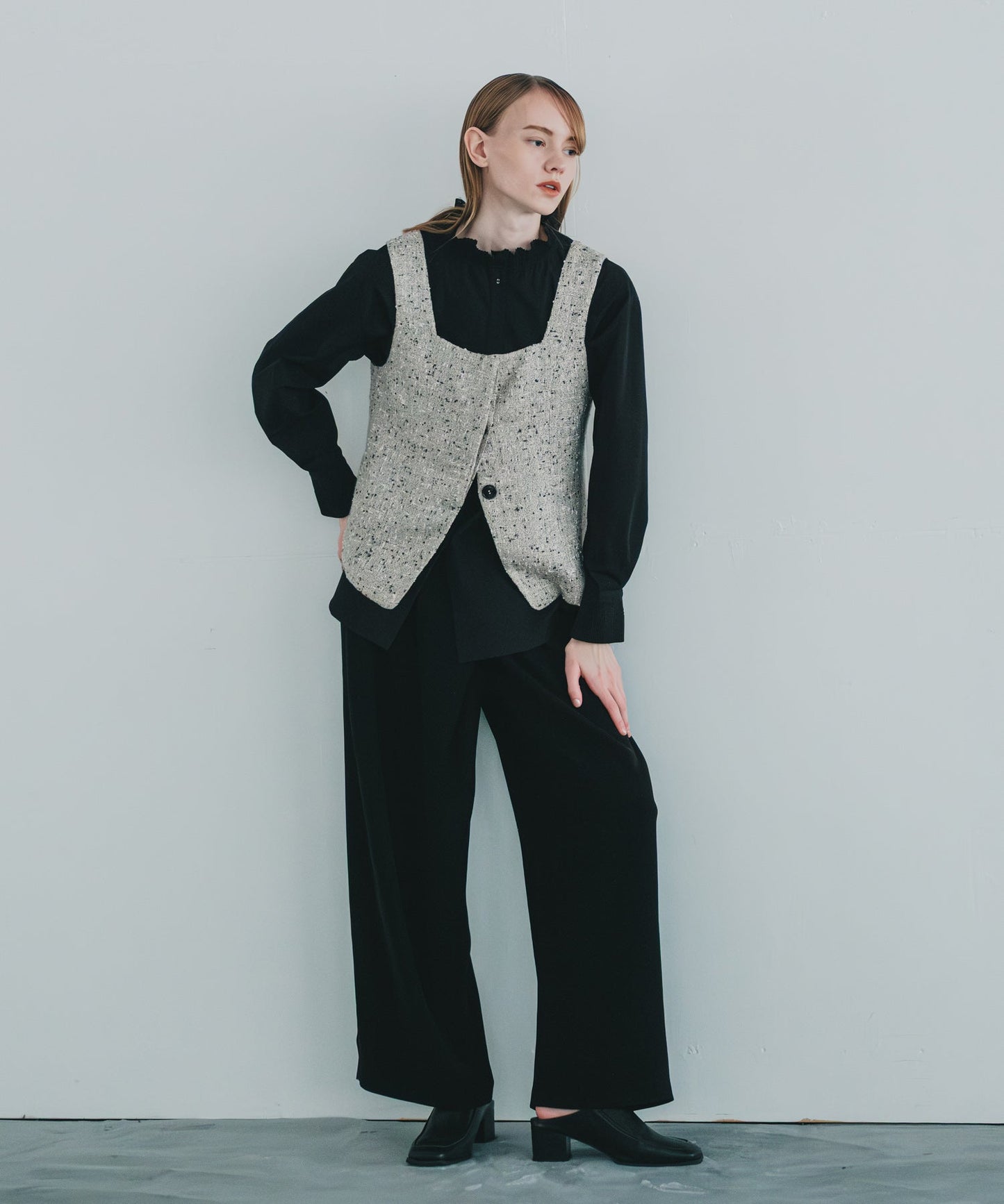 nep tweed bustier / WHT25FBL4079