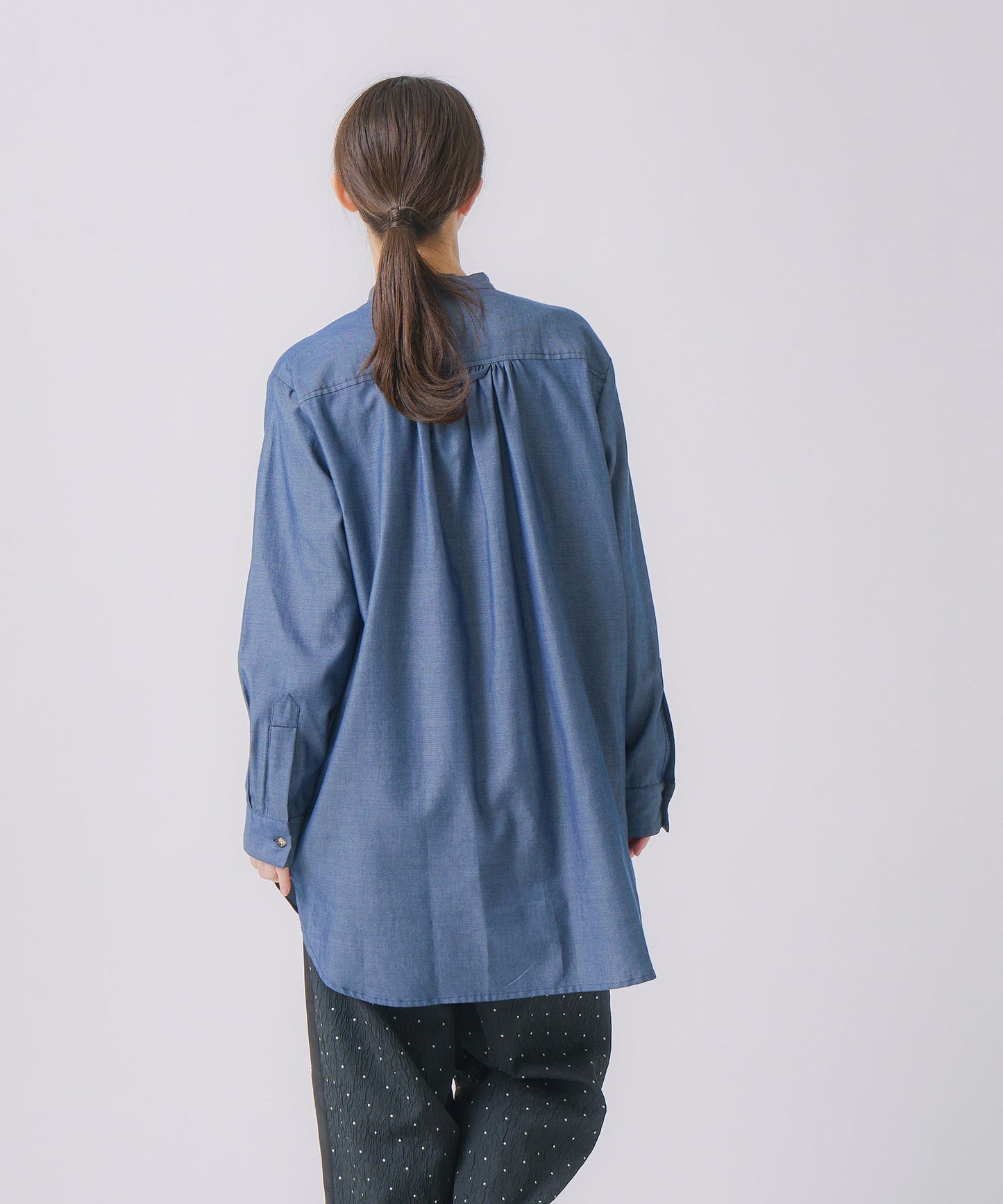 frill dress blouse / WHT25FBL4081