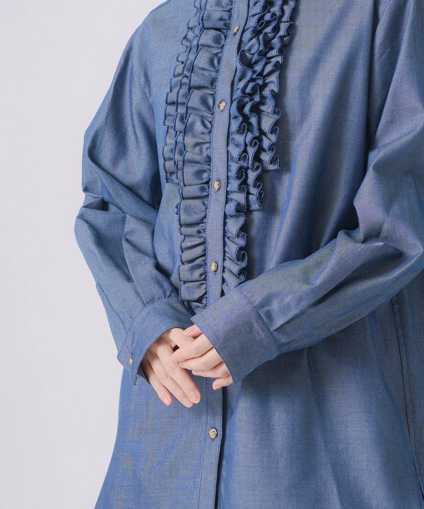 frill dress blouse / WHT25FBL4081