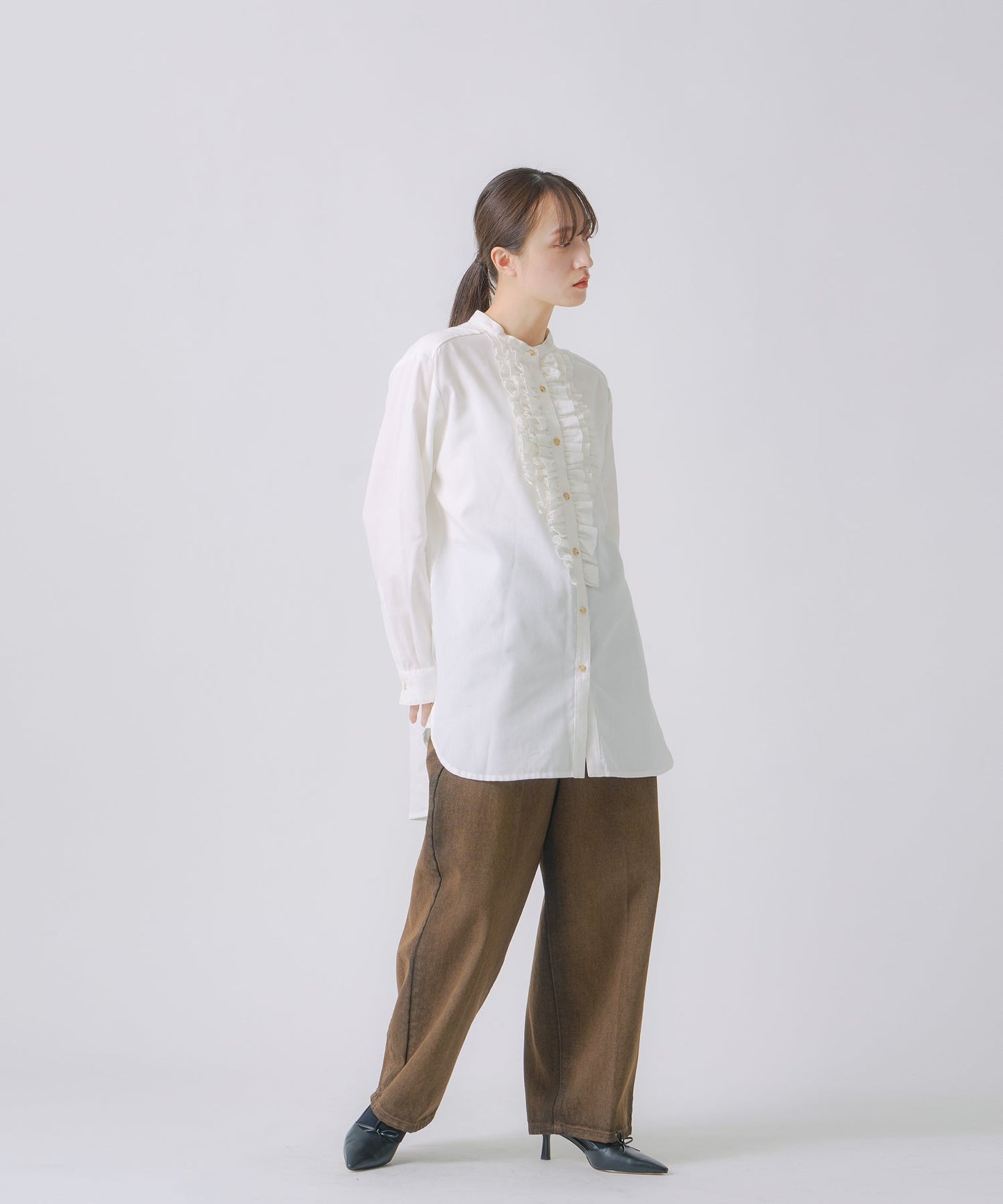frill dress blouse / WHT25FBL4081