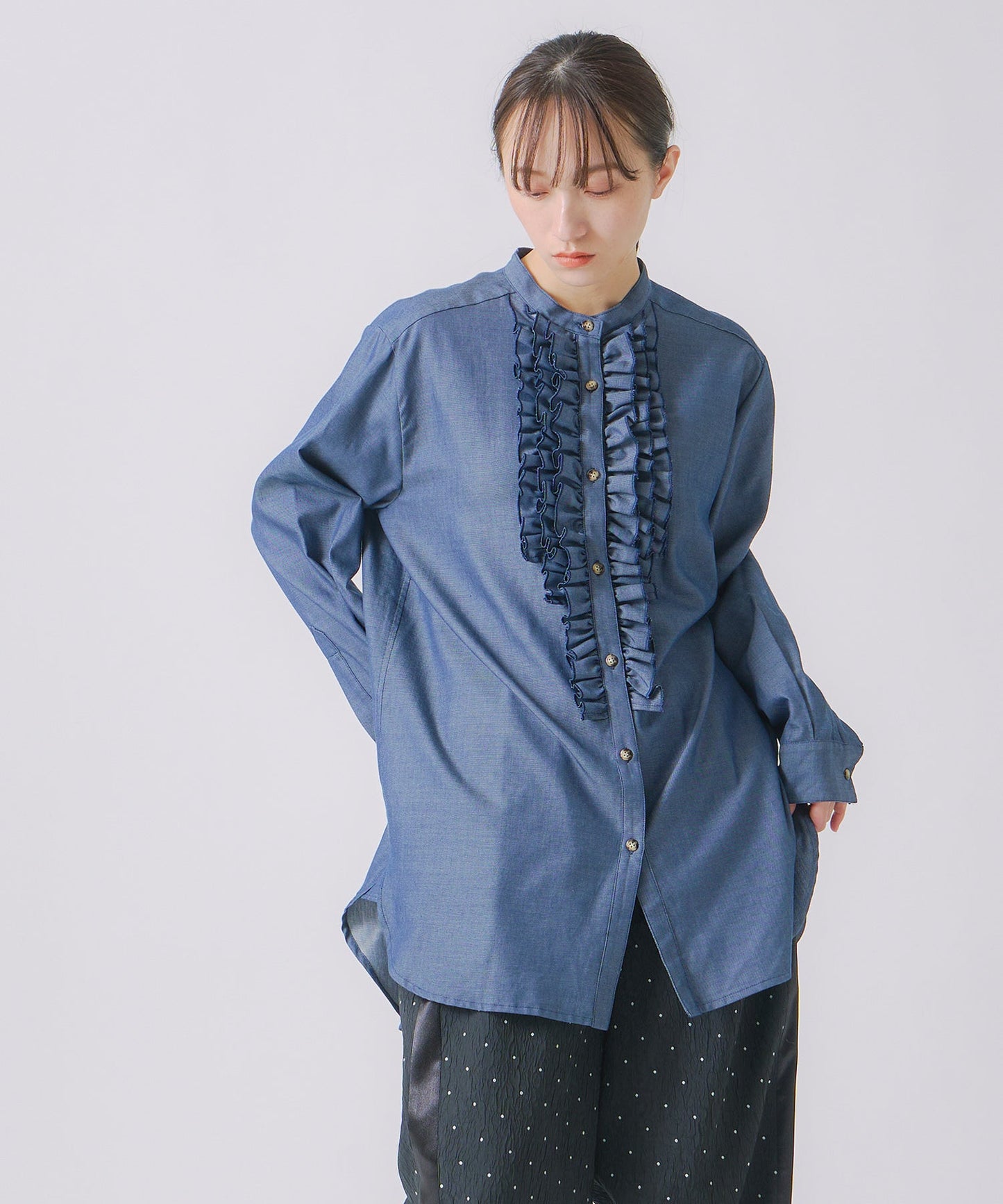 frill dress blouse / WHT25FBL4081