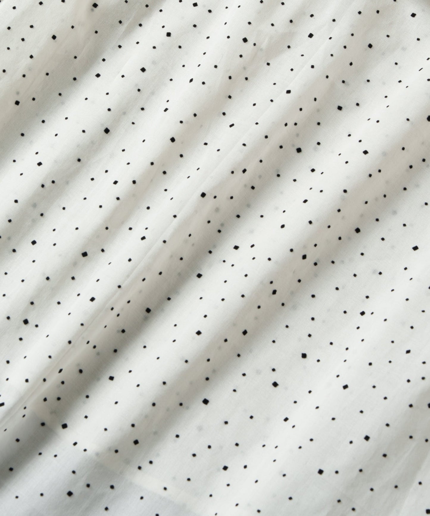 dot frill collar blouse / WHT25FBL4084