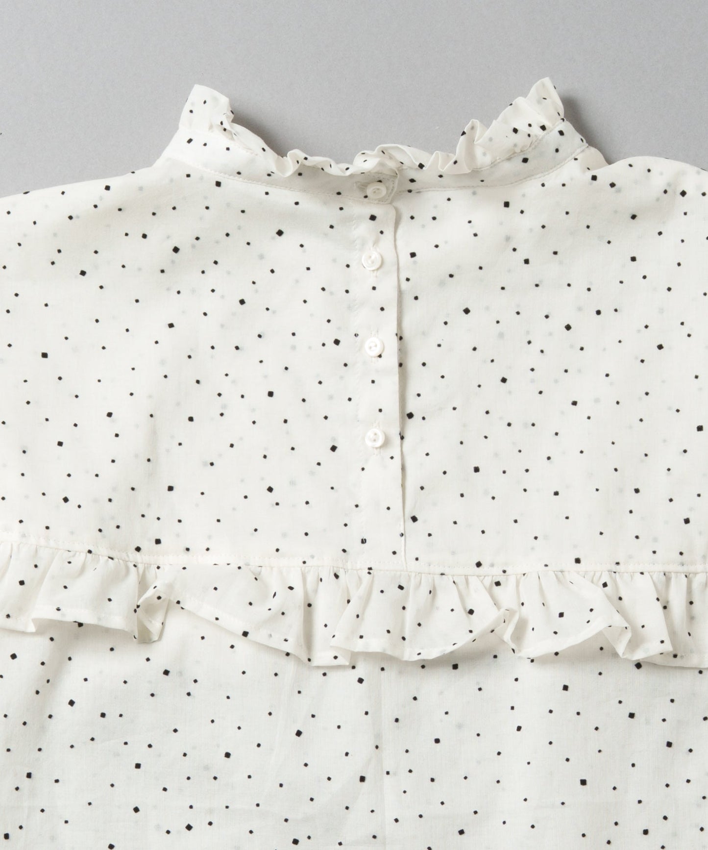 dot frill collar blouse / WHT25FBL4084