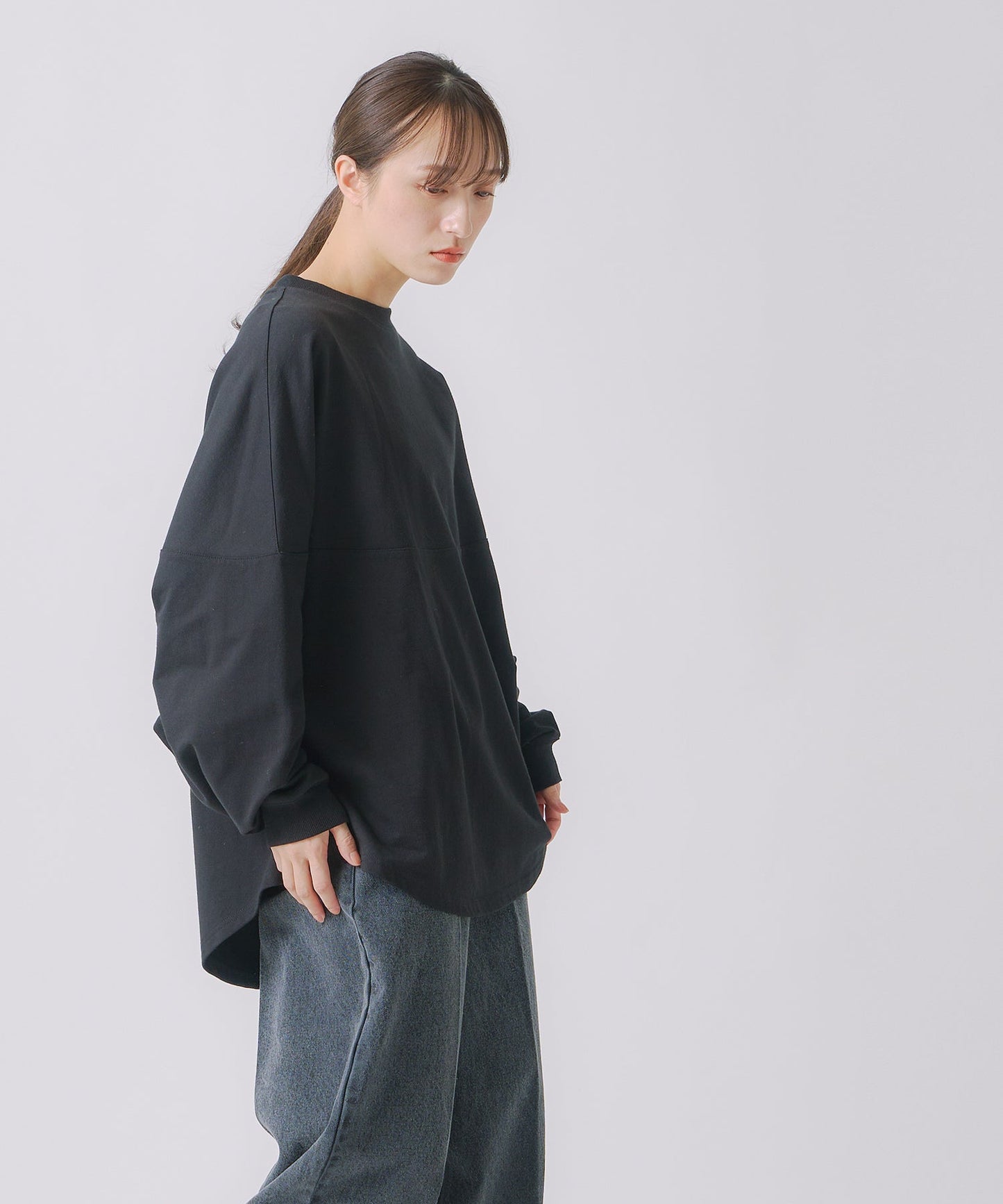 round switch sweat / WHT25FCS4001