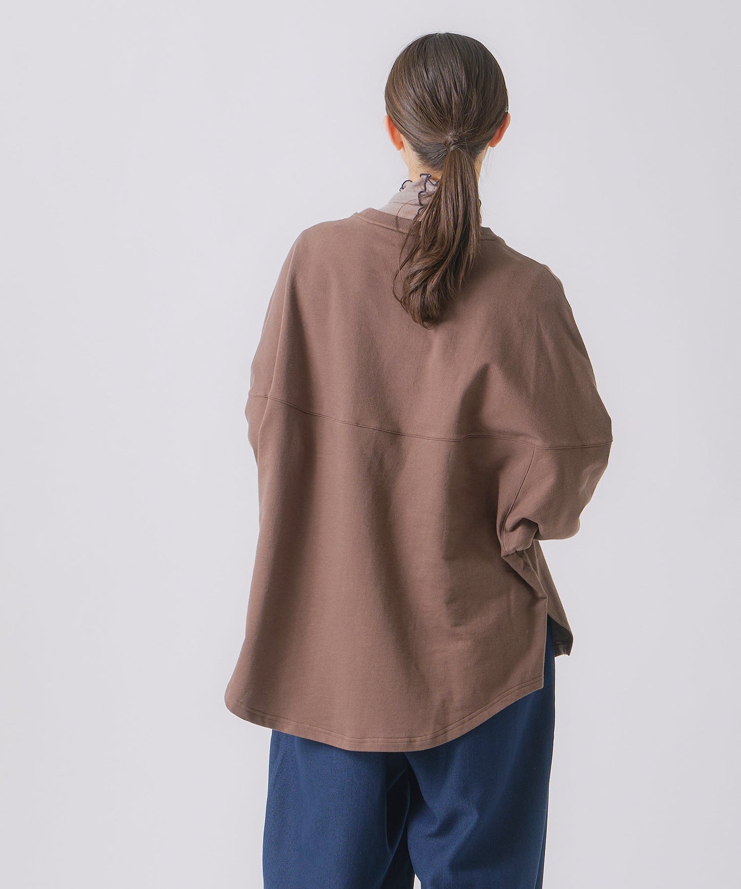 round switch sweat / WHT25FCS4001