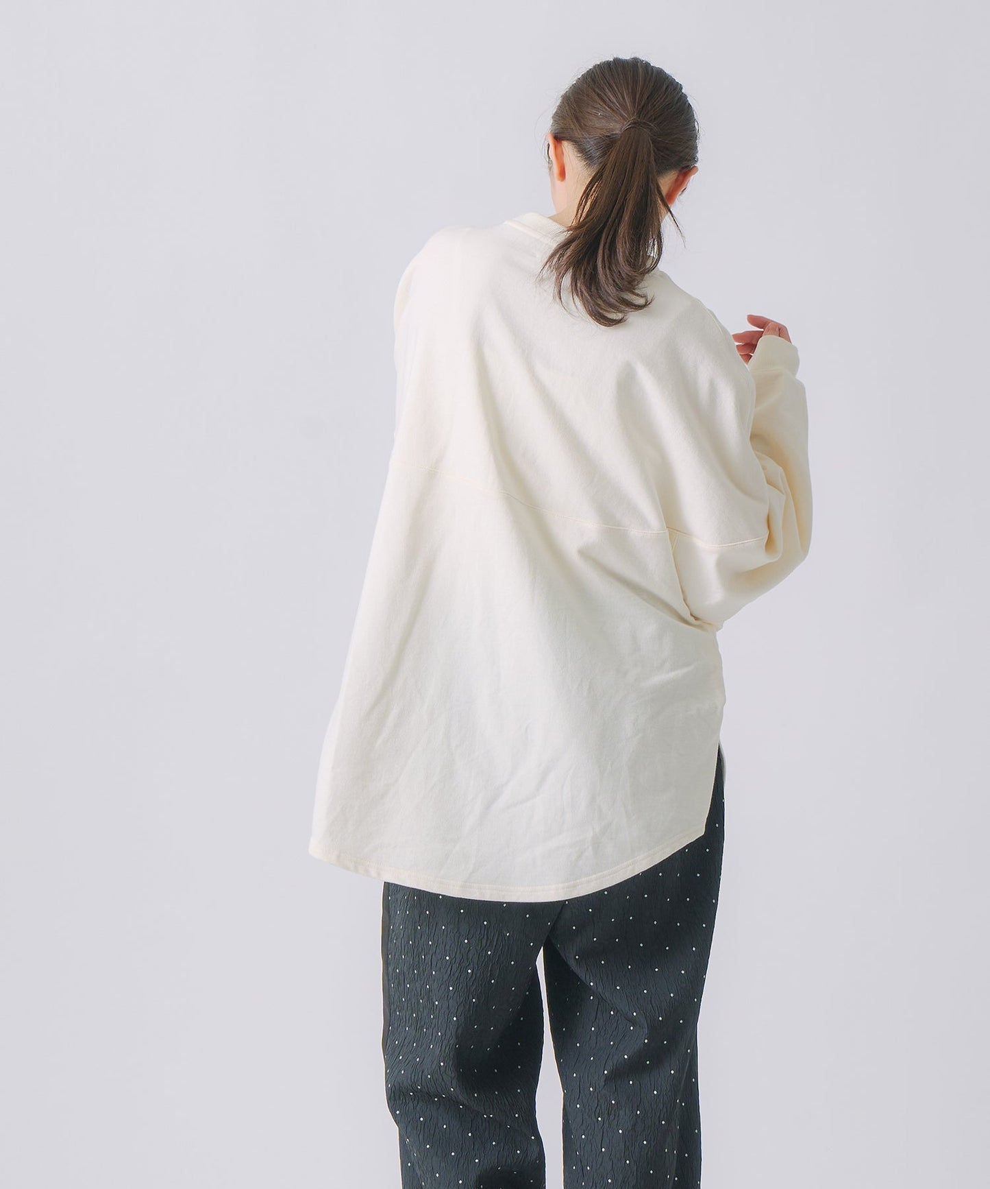 round switch sweat / WHT25FCS4001