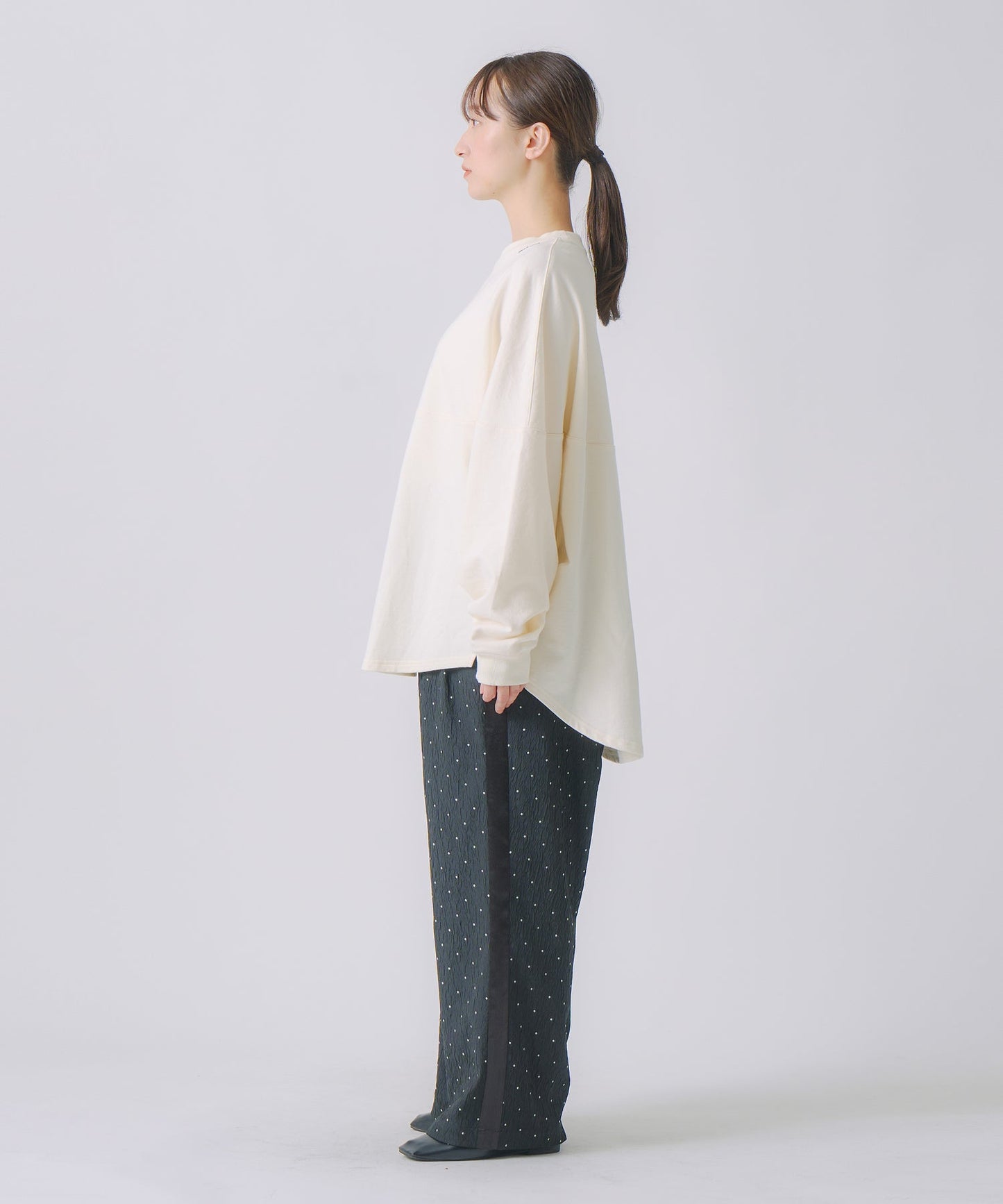 round switch sweat / WHT25FCS4001