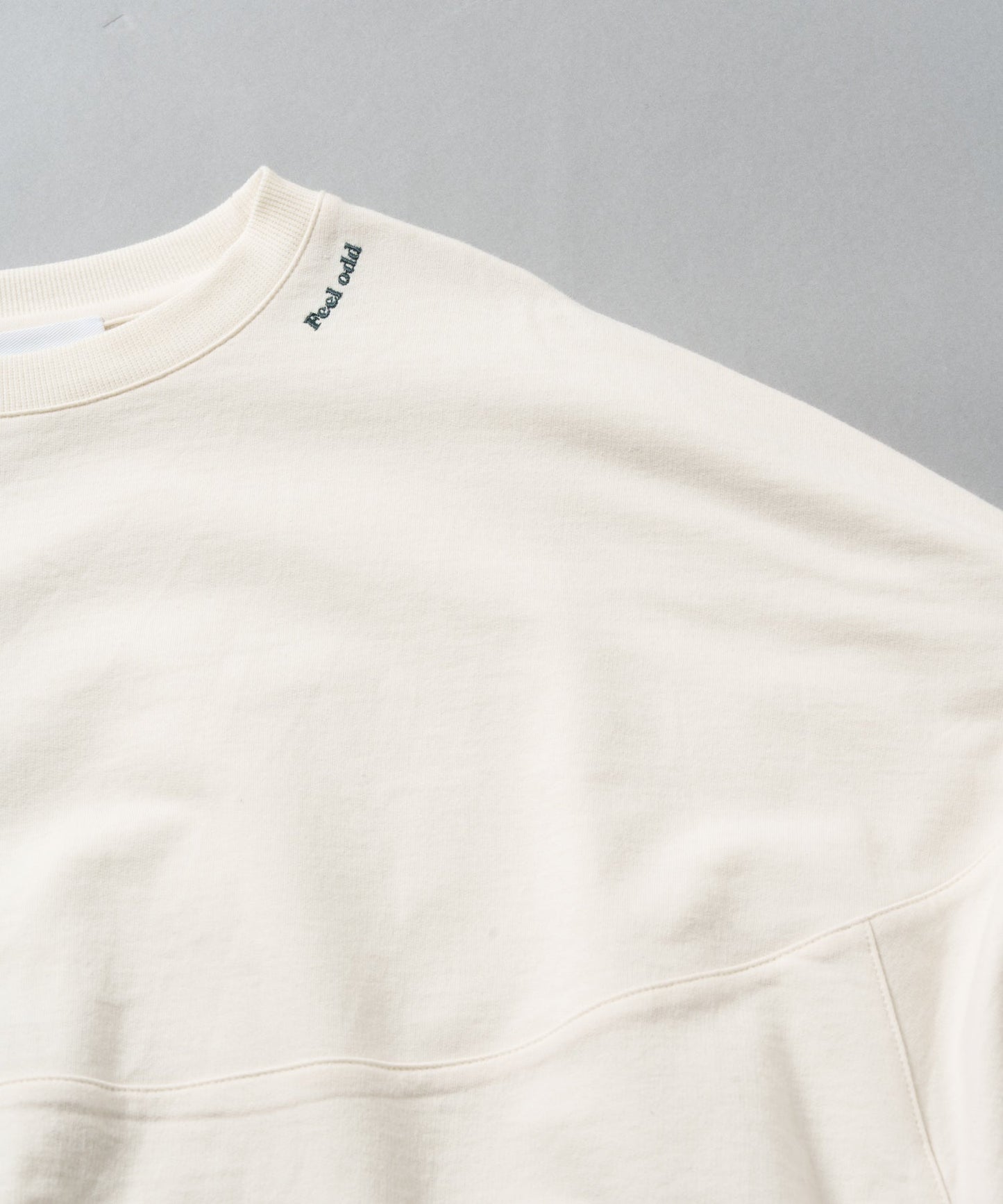 round switch sweat / WHT25FCS4001