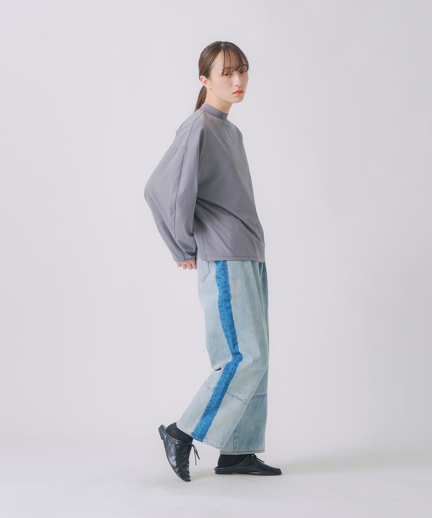 curve sleeve tee / WHT25FCS4002