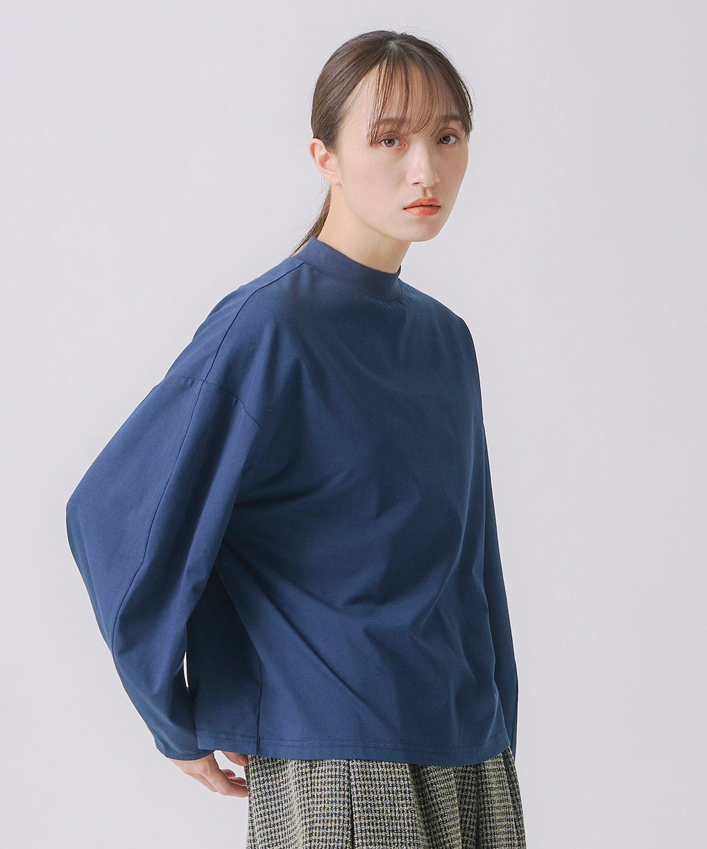 curve sleeve tee / WHT25FCS4002