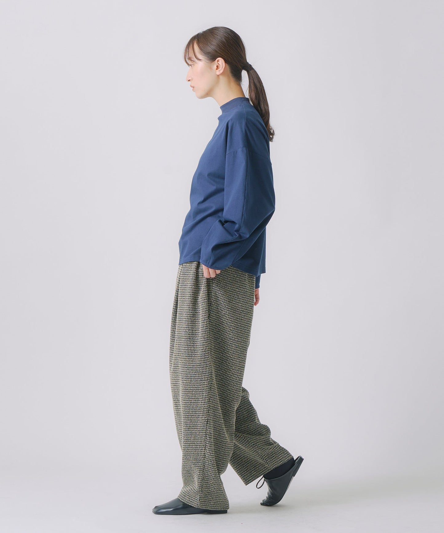 curve sleeve tee / WHT25FCS4002