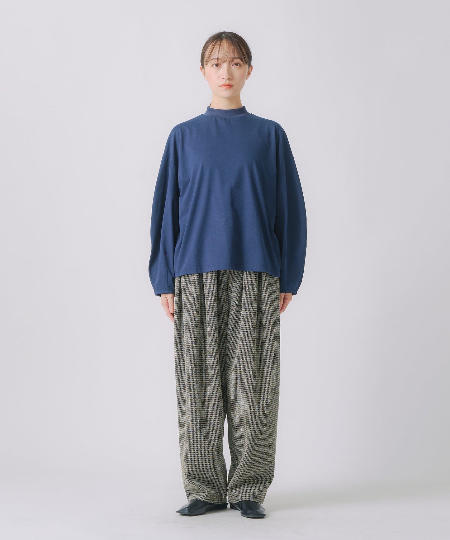 curve sleeve tee / WHT25FCS4002