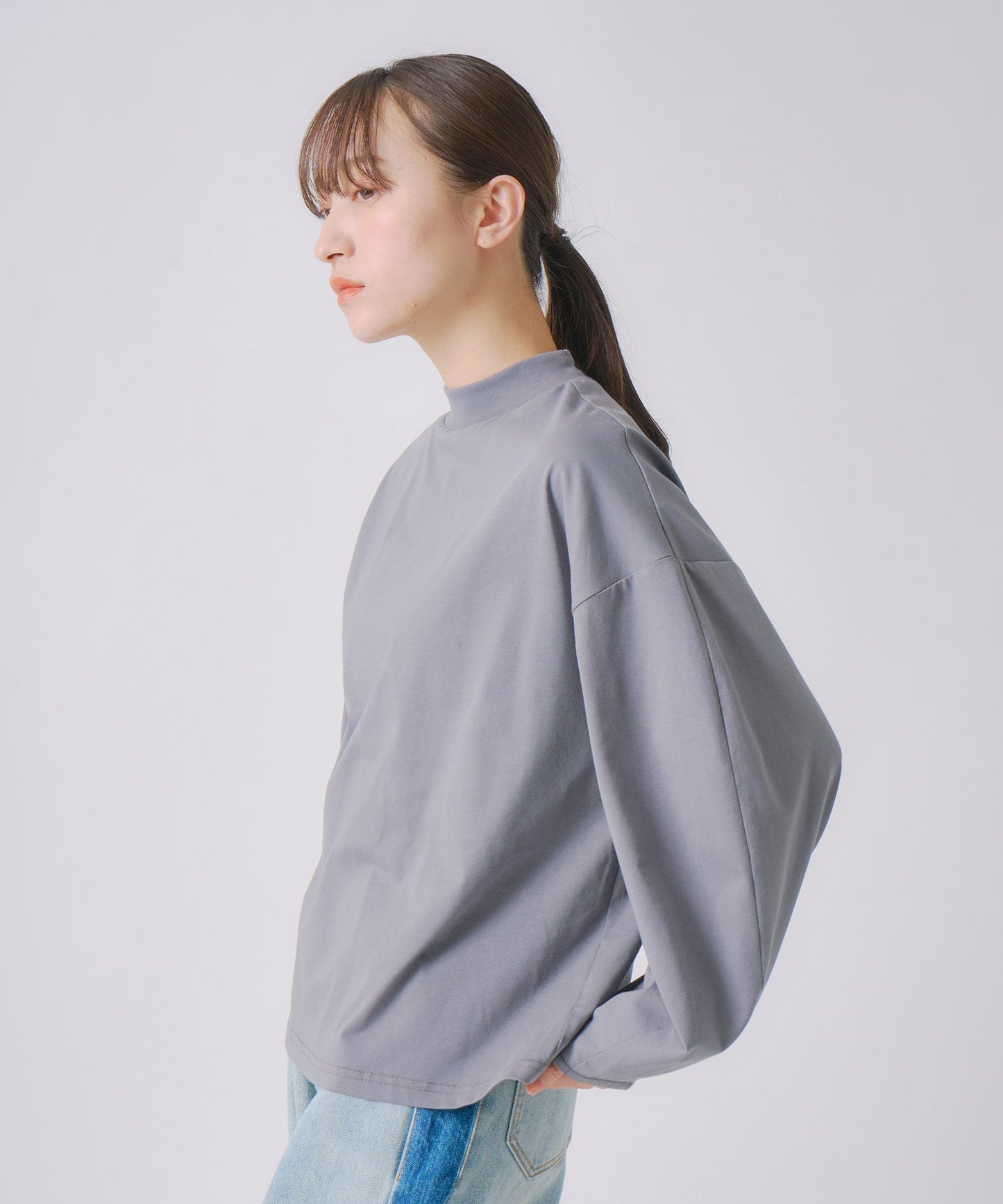 curve sleeve tee / WHT25FCS4002