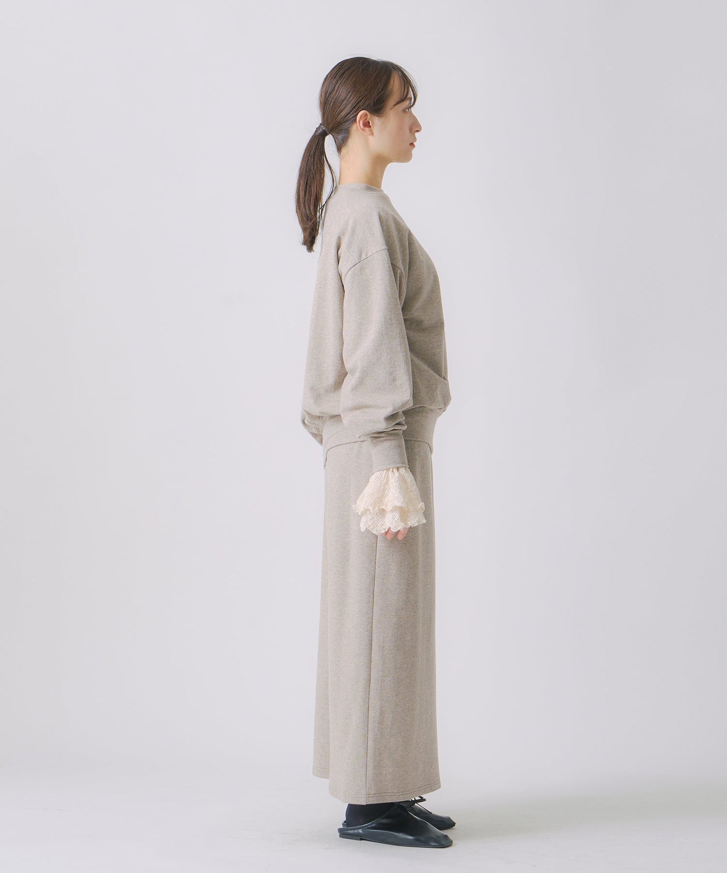 asymmetry glitter sweat / WHT25FCS4003