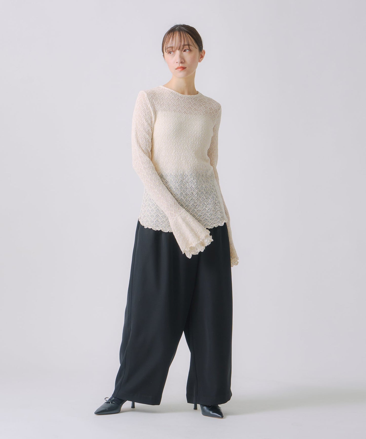 frill flare lace tops / WHT25FCS4004