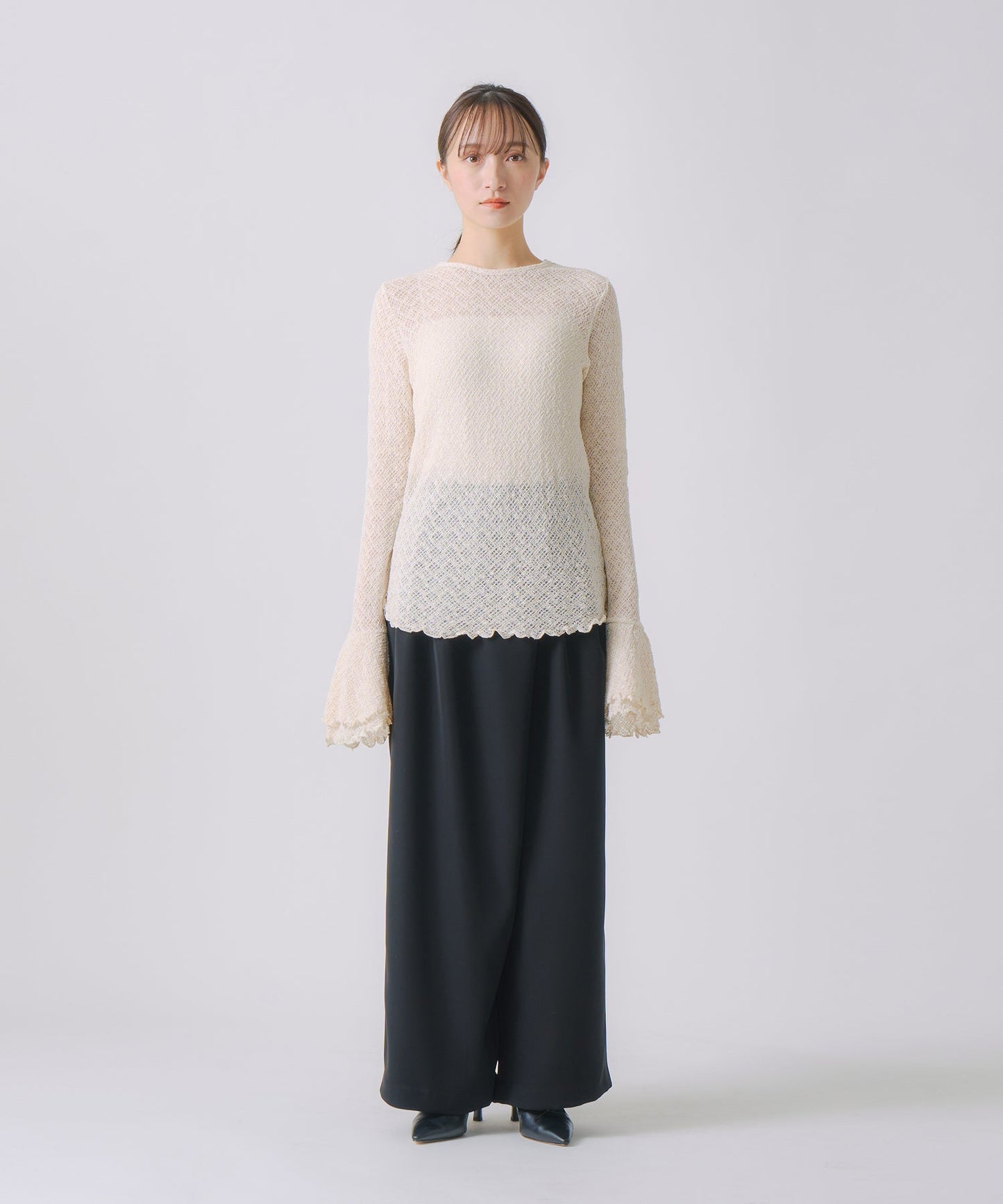 frill flare lace tops / WHT25FCS4004
