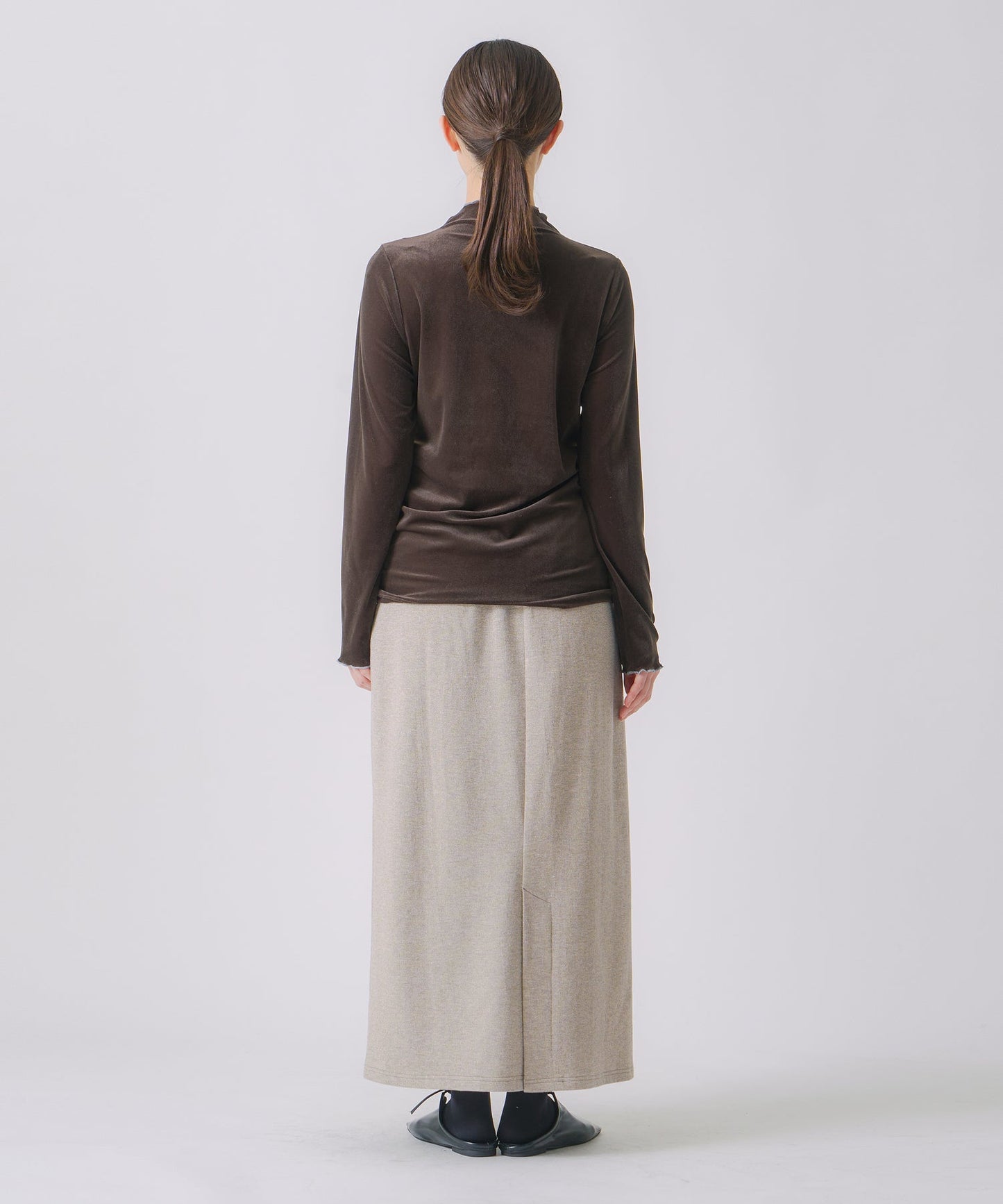sheer velour cardigan / WHT25FCS4005