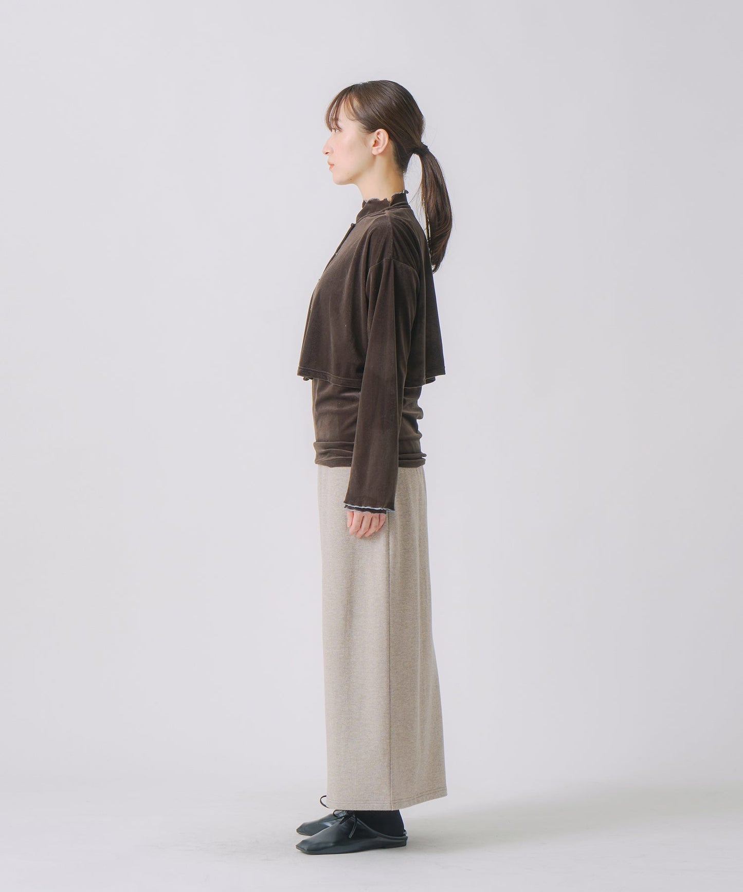 sheer velour cardigan / WHT25FCS4005
