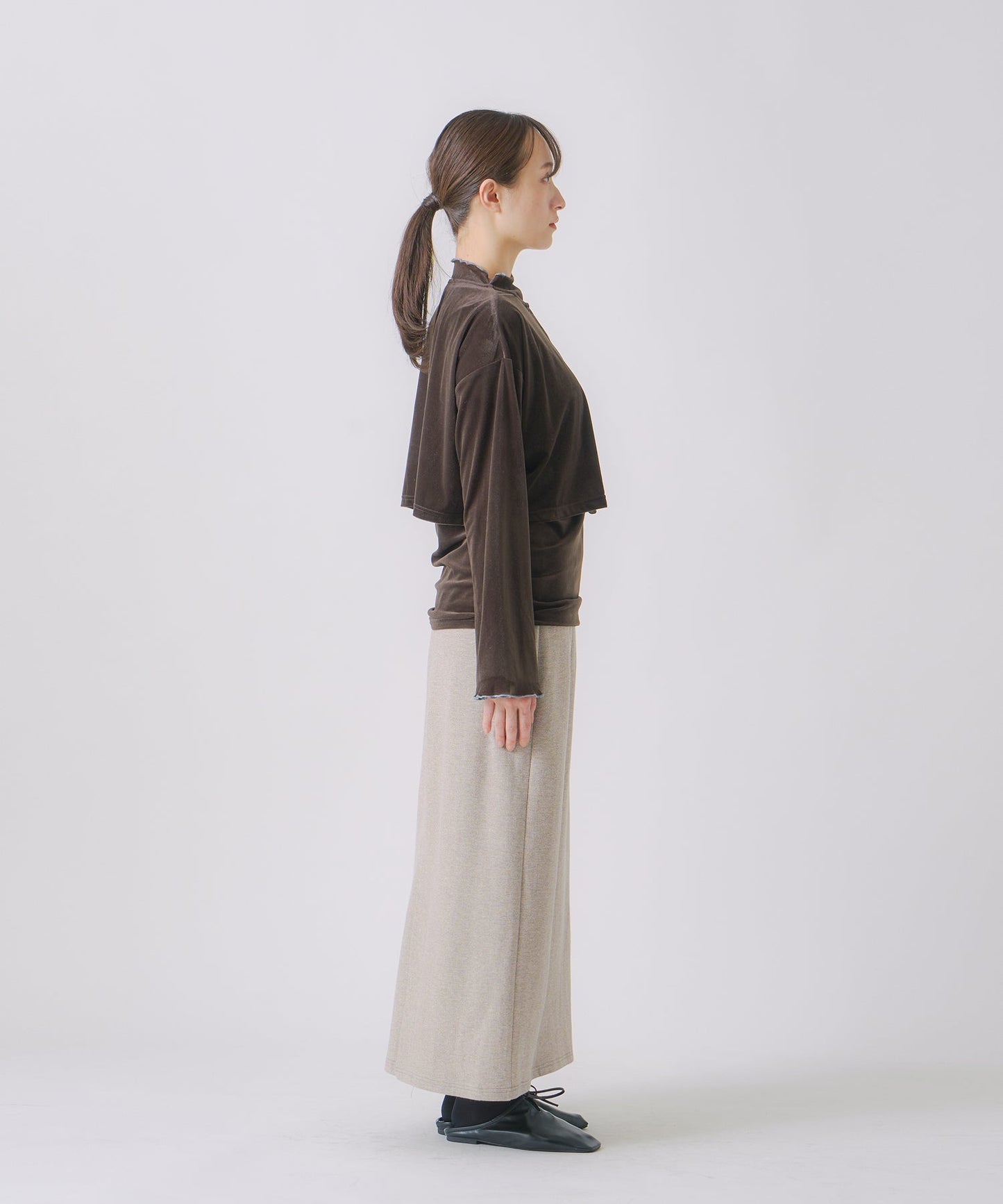 sheer velour cardigan / WHT25FCS4005