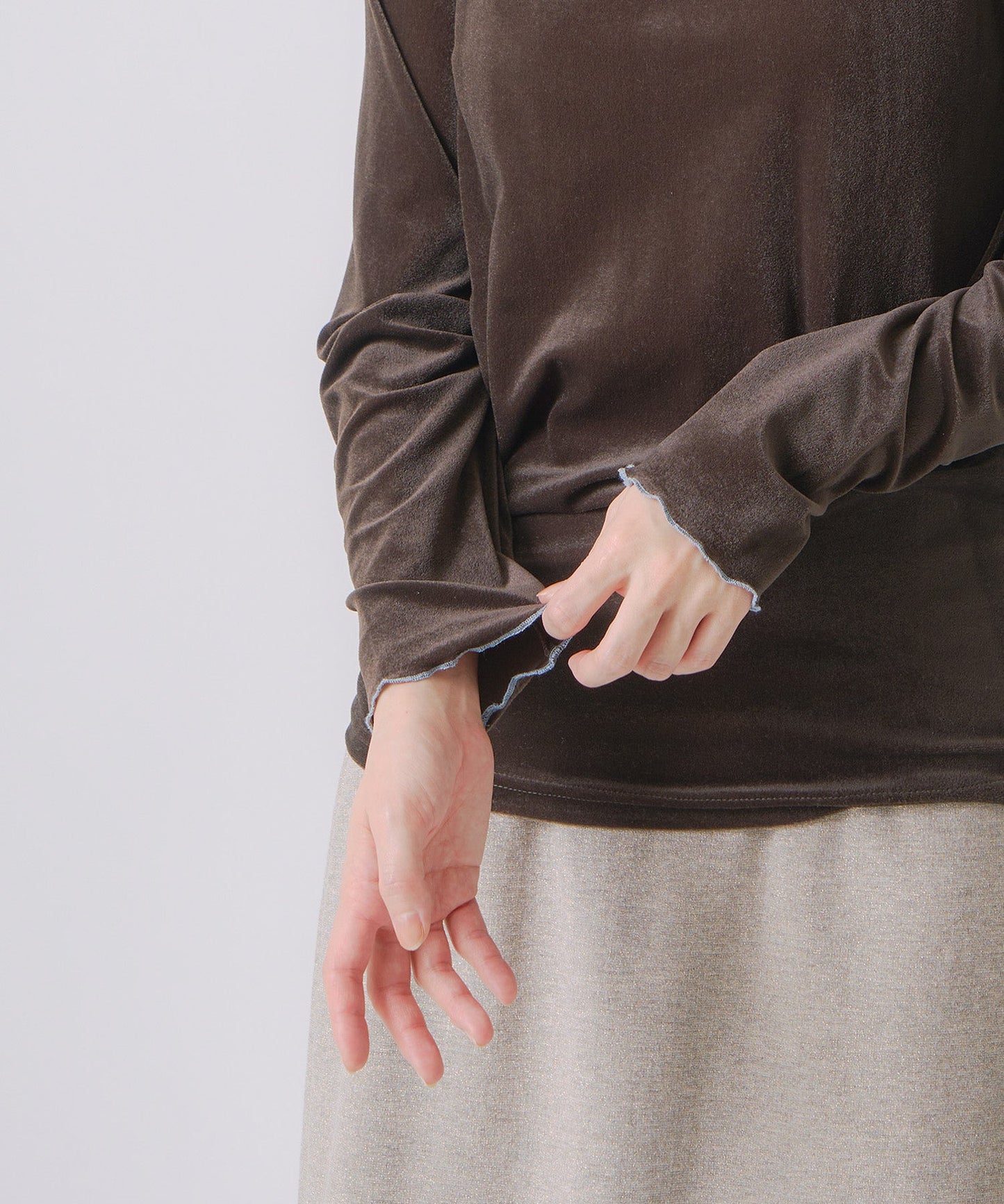 sheer velour blouse / WHT25FCS4006