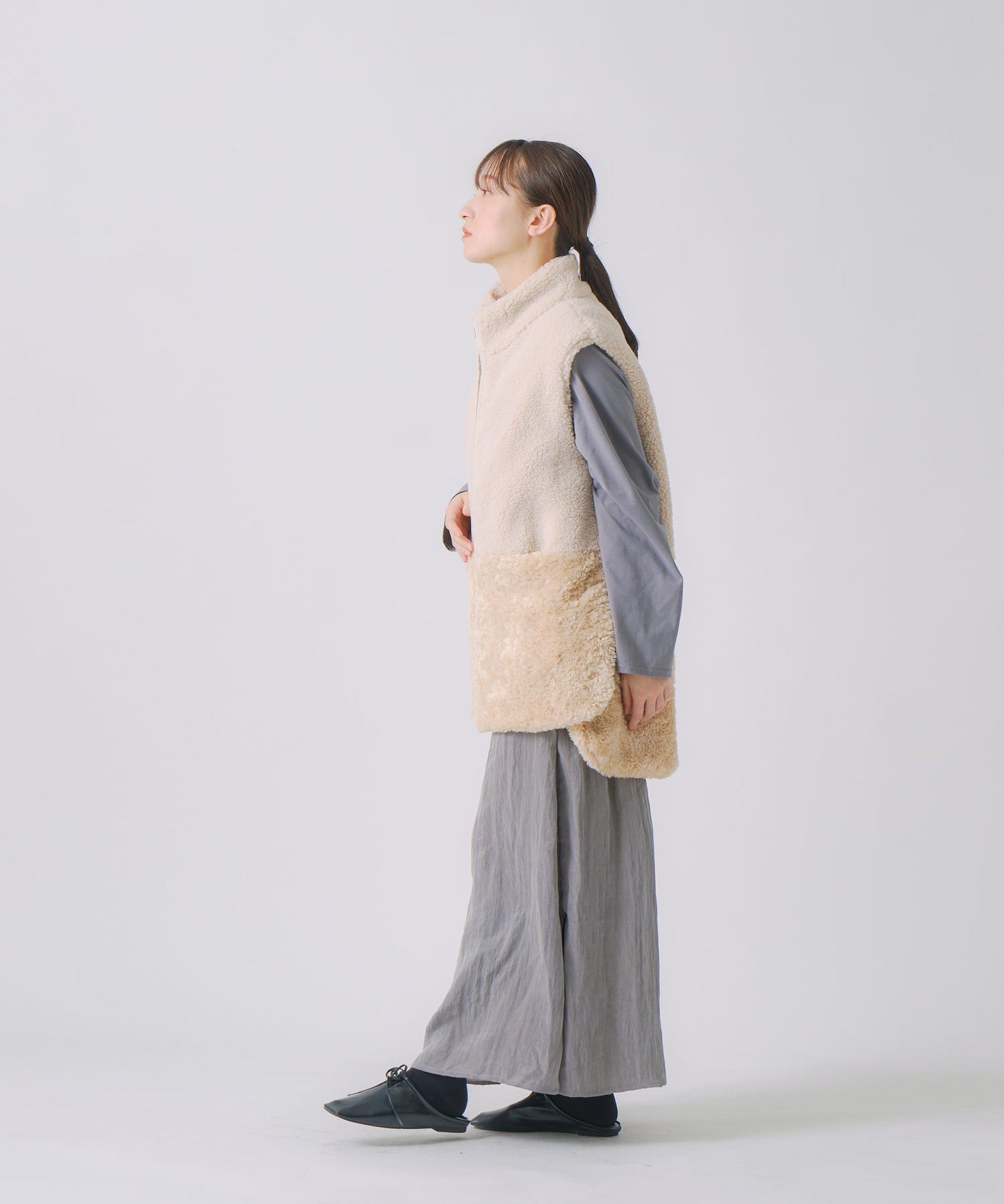 eco fur combination vest / WHT25FJK4045