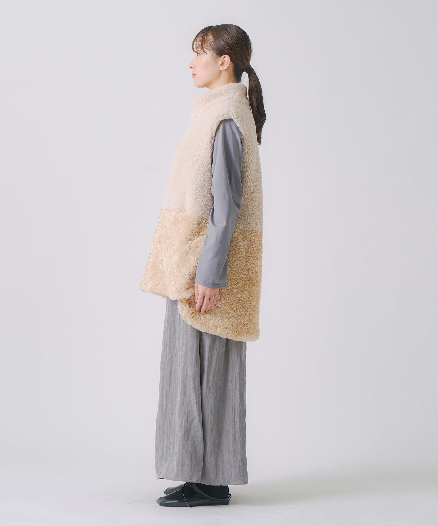 eco fur combination vest / WHT25FJK4045