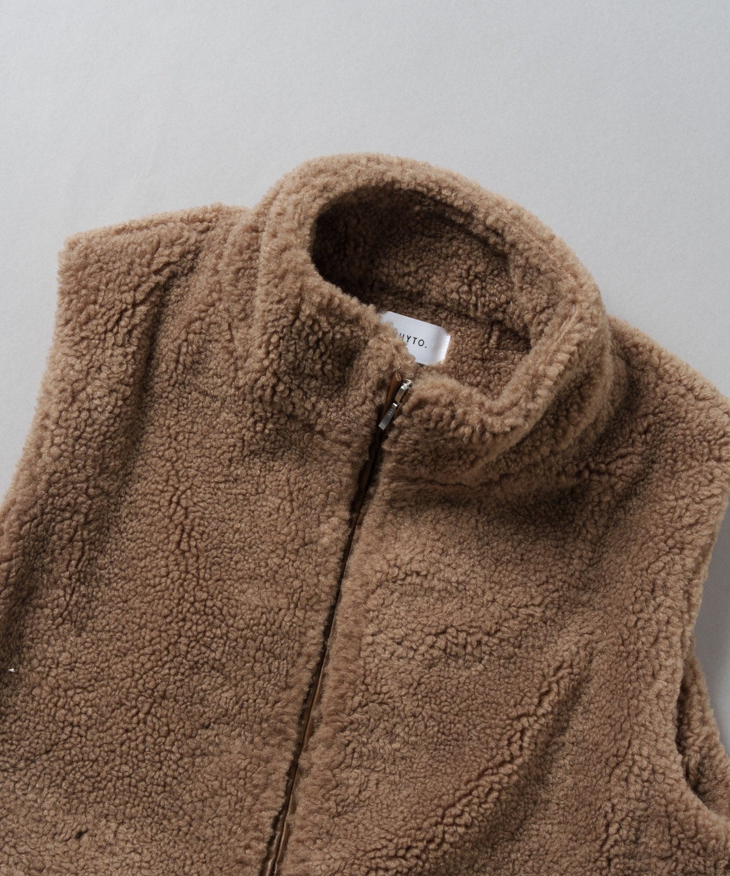 eco fur combination vest / WHT25FJK4045