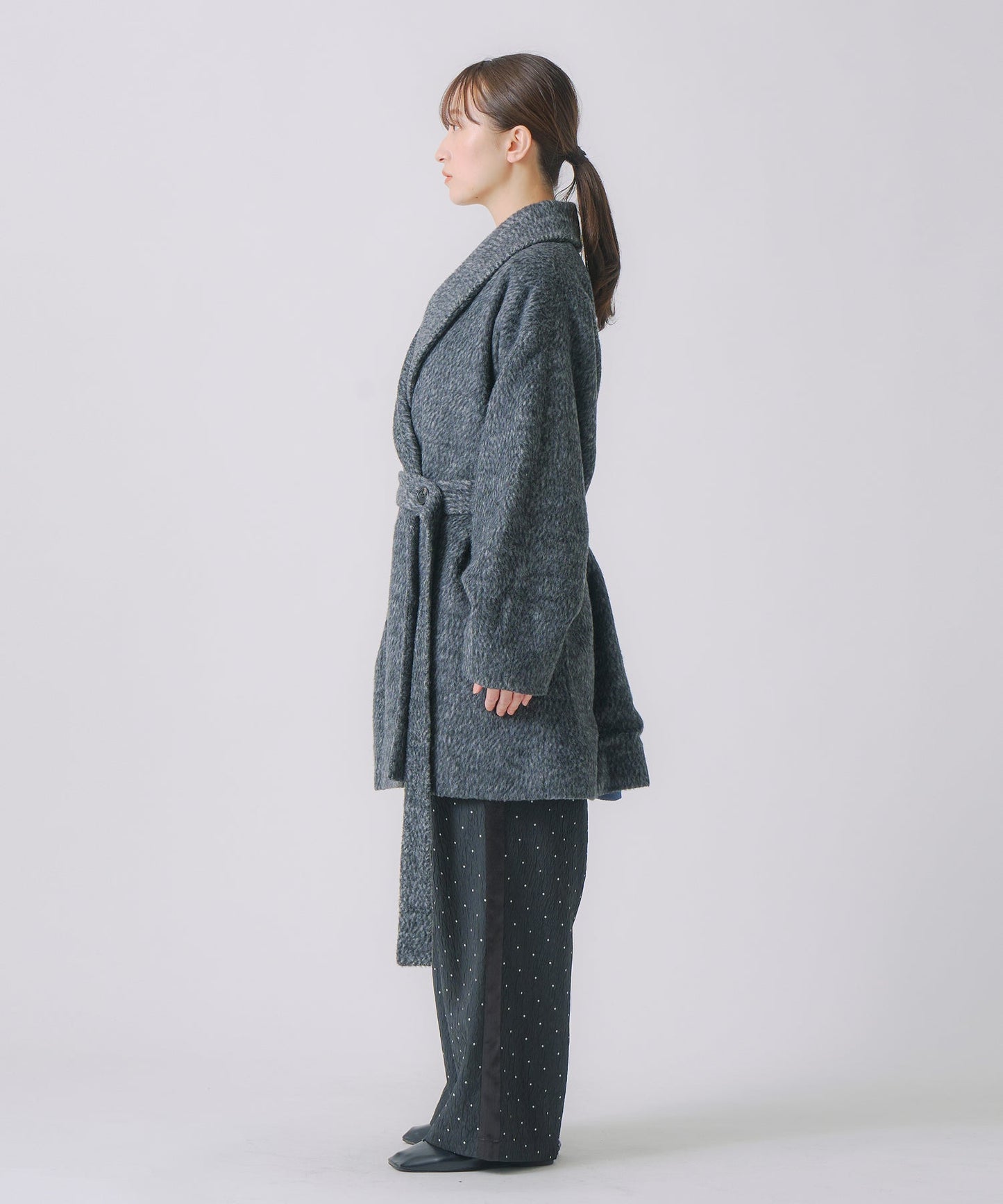 shaggy wool coat / WHT25FJK4046