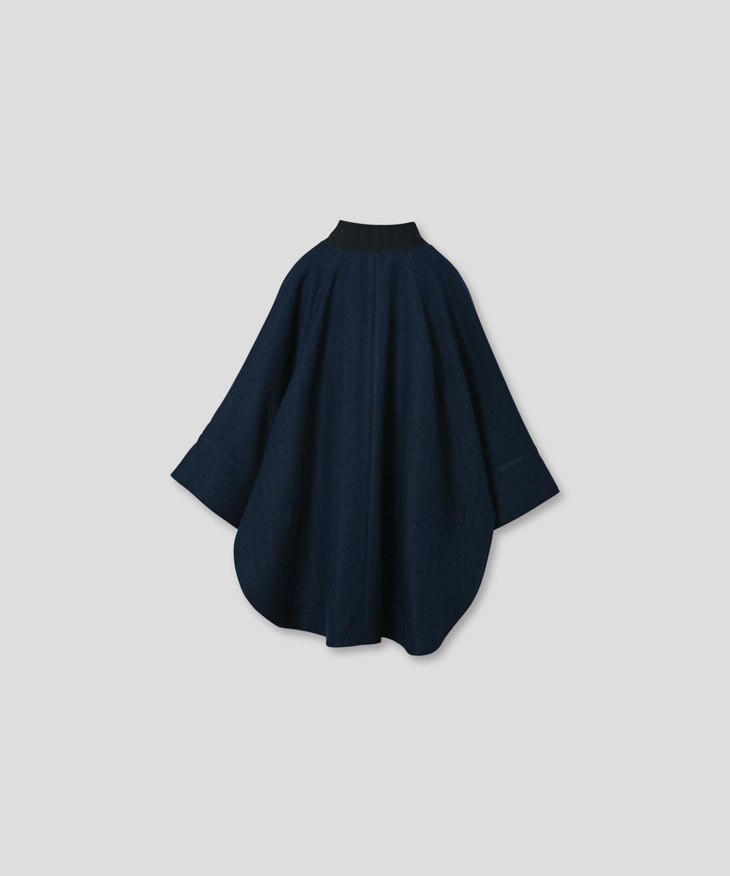 round cape jacket / WHT25FJK4047
