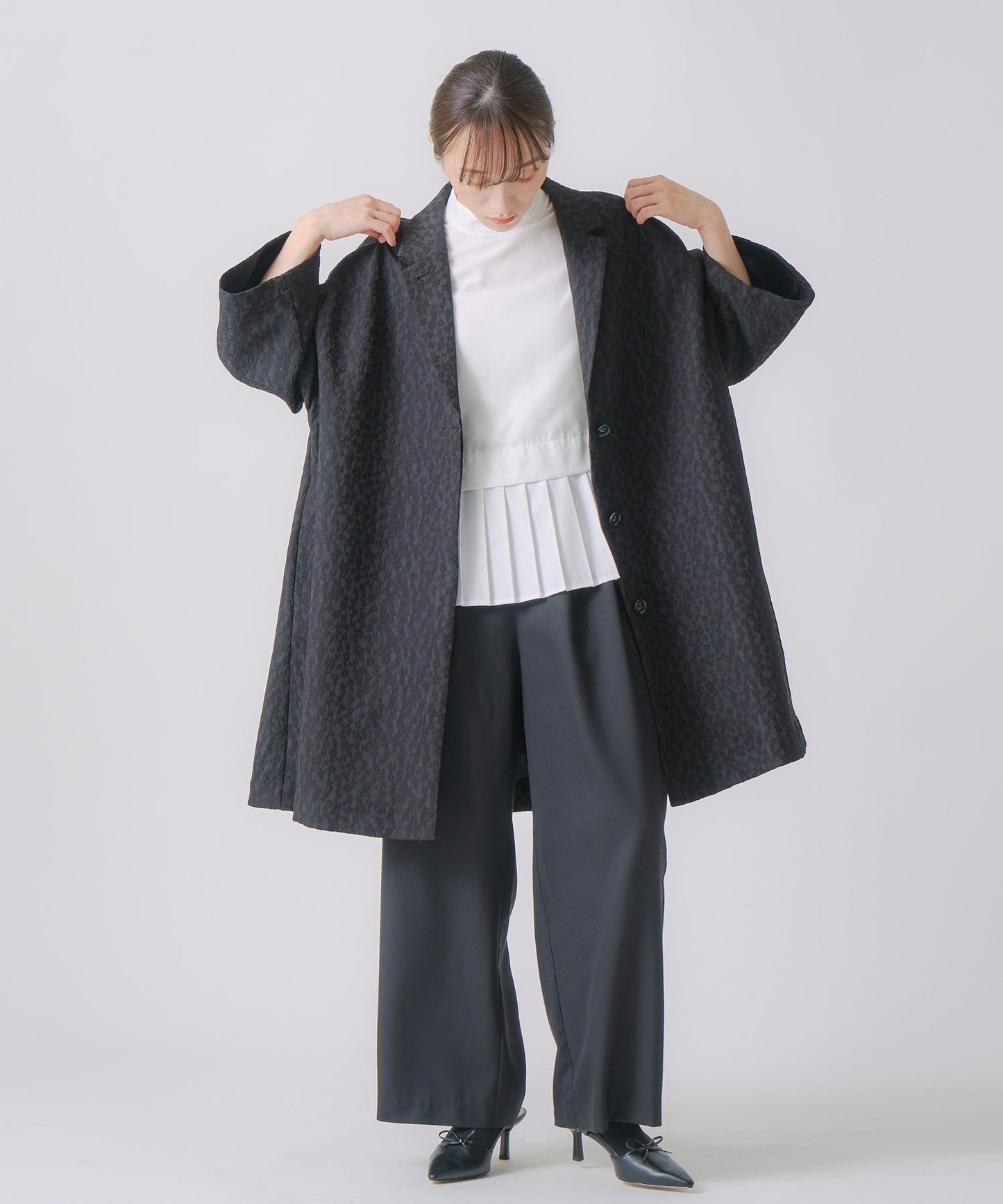 jacquard tent line coat / WHT25FJK4048
