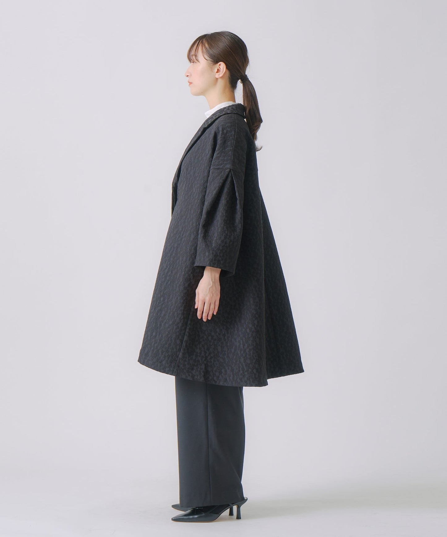jacquard tent line coat / WHT25FJK4048