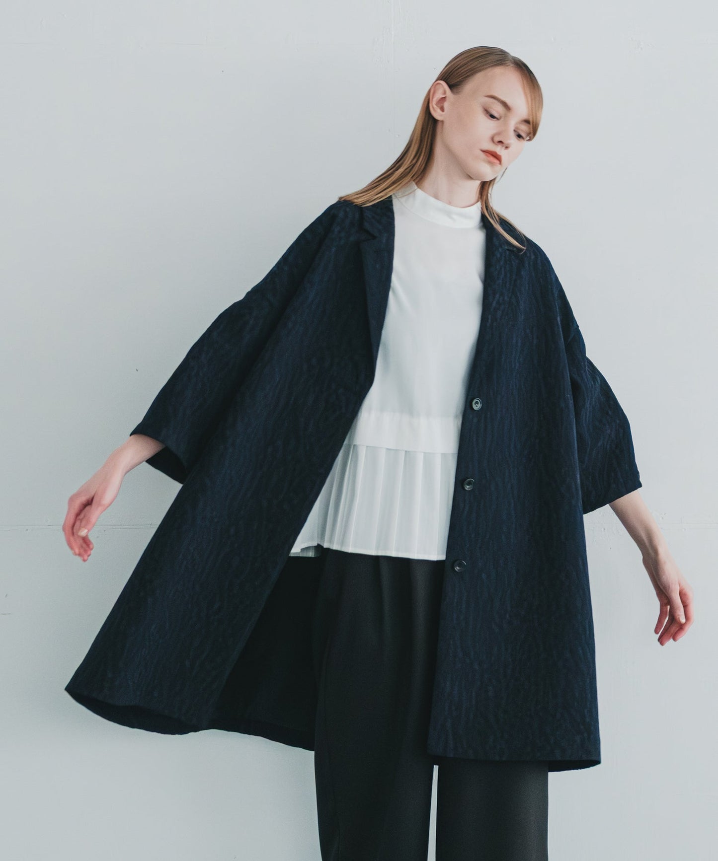 jacquard tent line coat / WHT25FJK4048