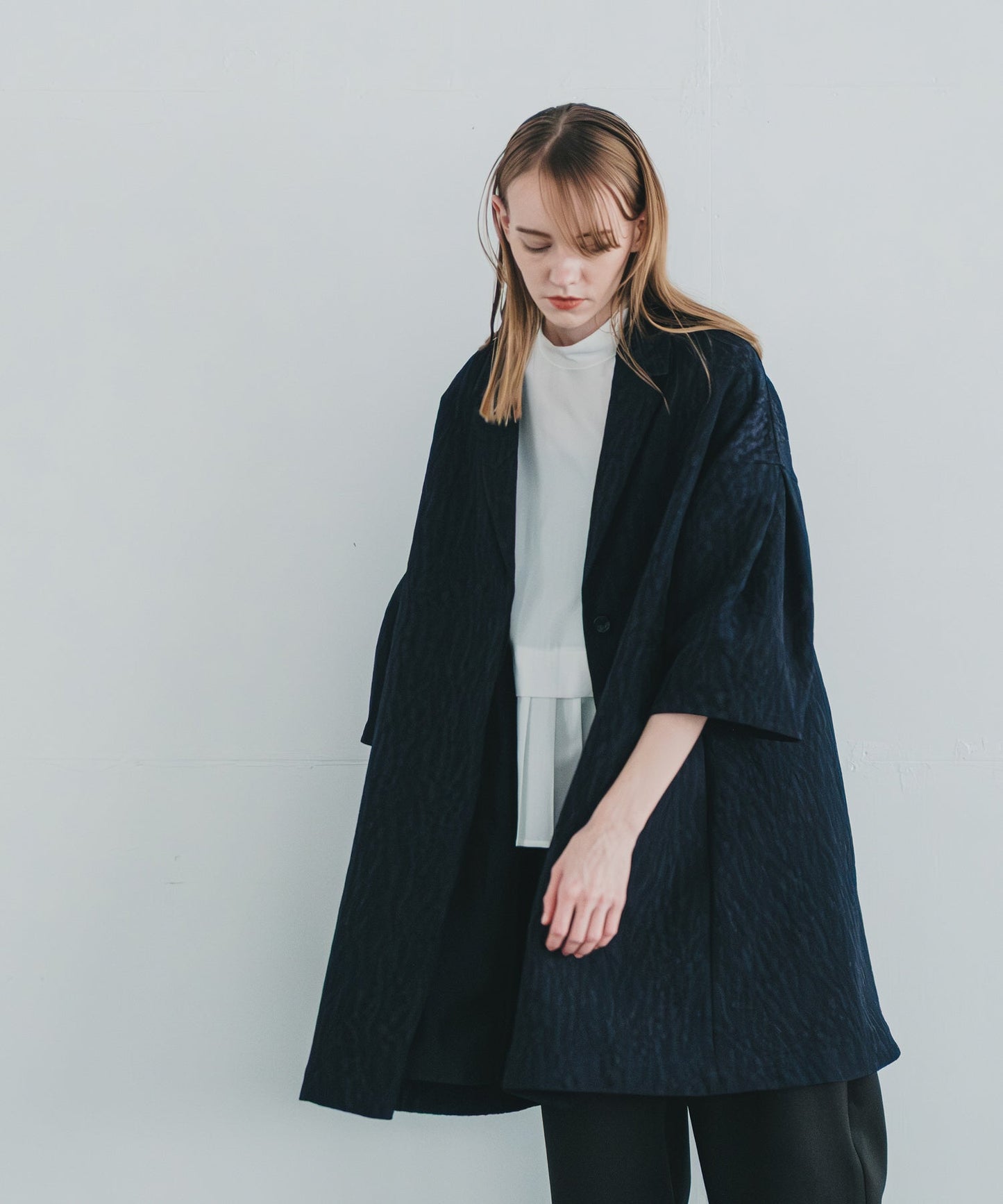 jacquard tent line coat / WHT25FJK4048