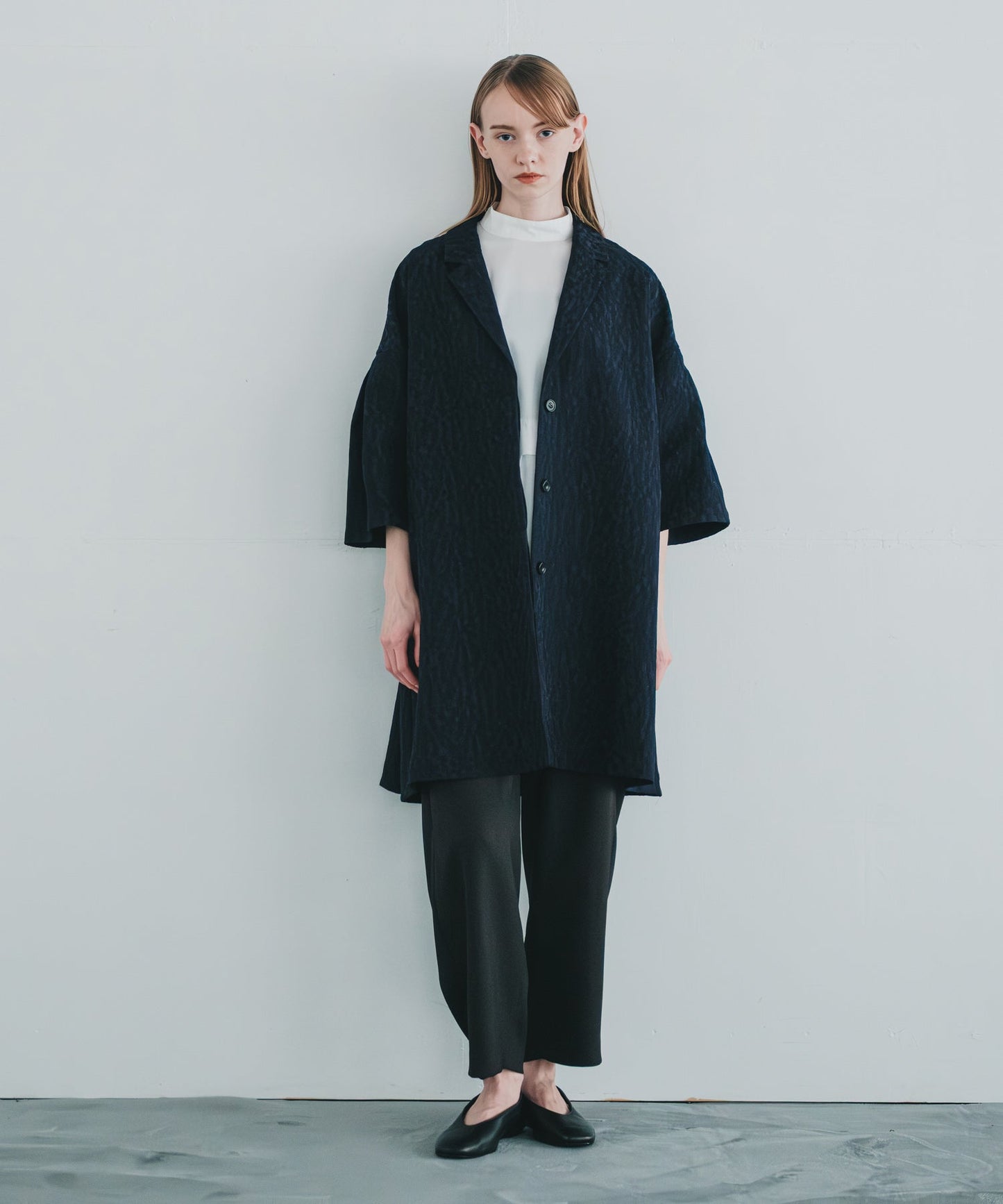 jacquard tent line coat / WHT25FJK4048
