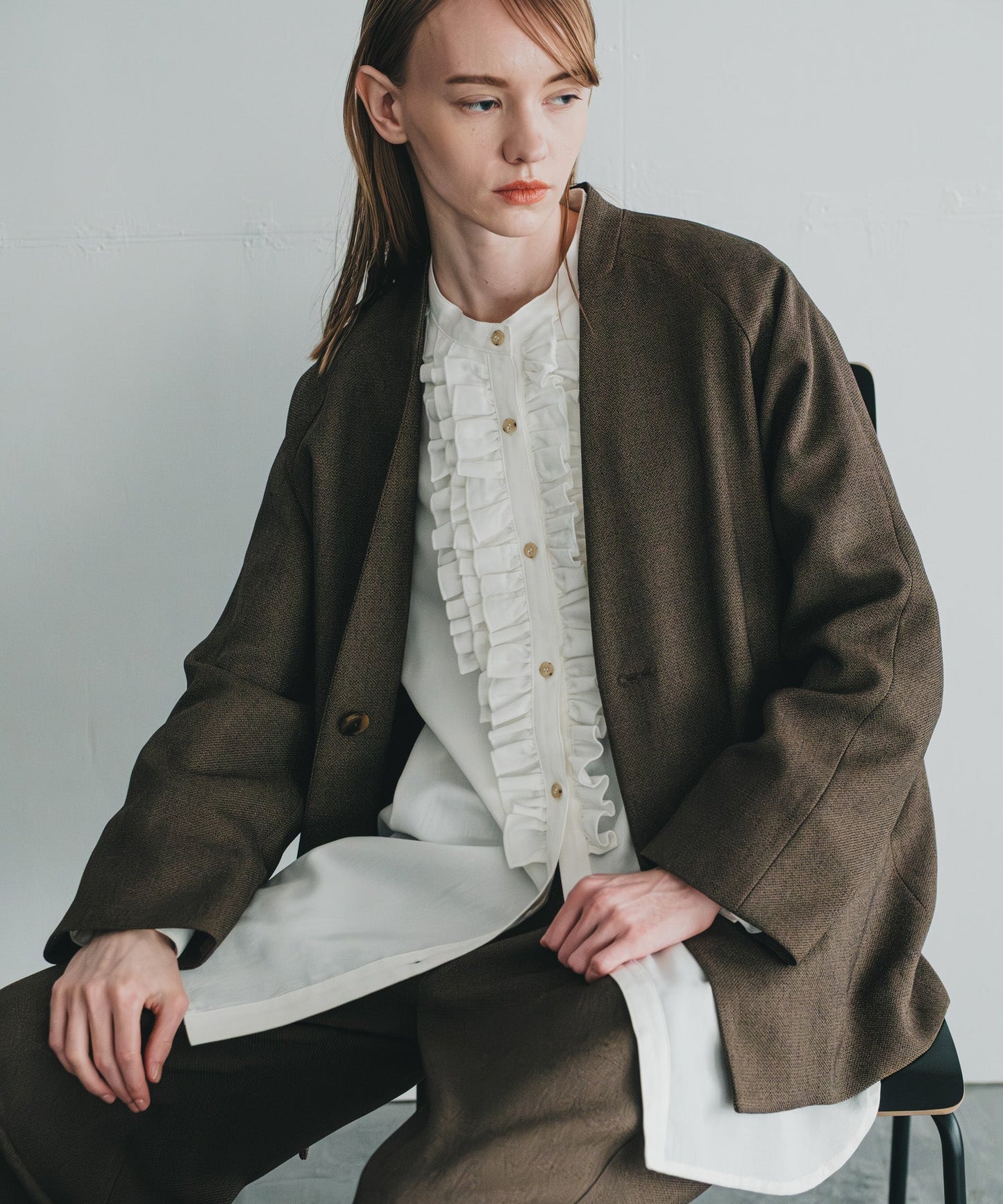 chic tweed over jacket / WHT25FJK4049