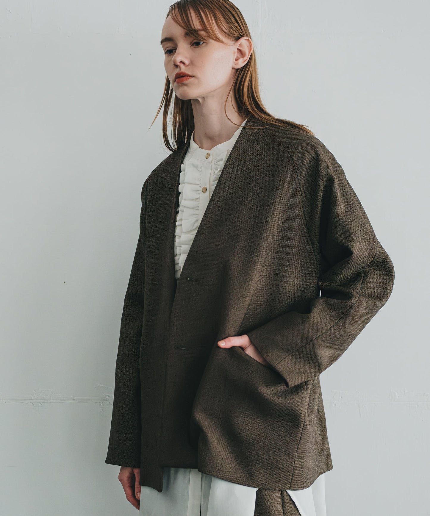 chic tweed over jacket / WHT25FJK4049