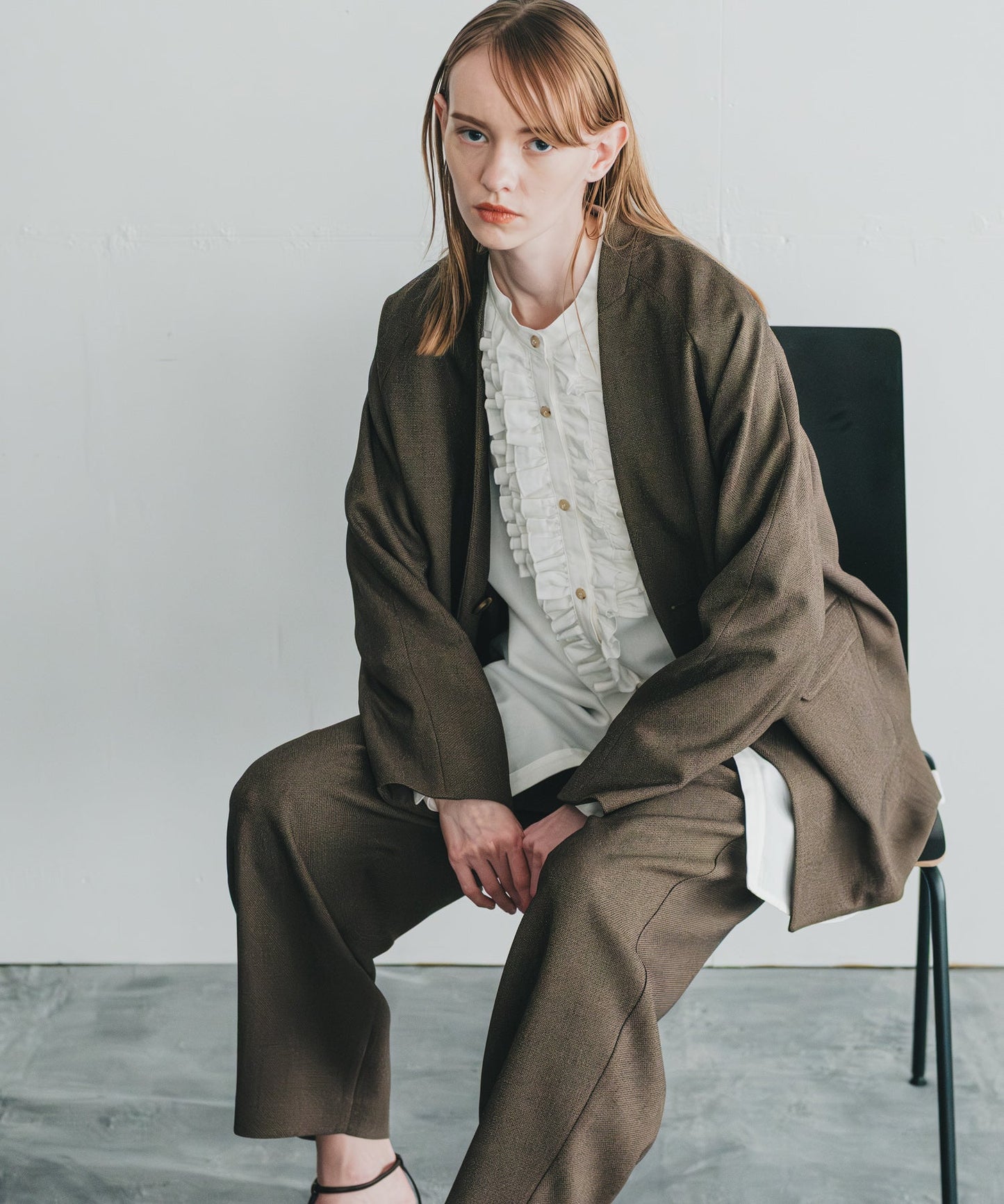 chic tweed over jacket / WHT25FJK4049