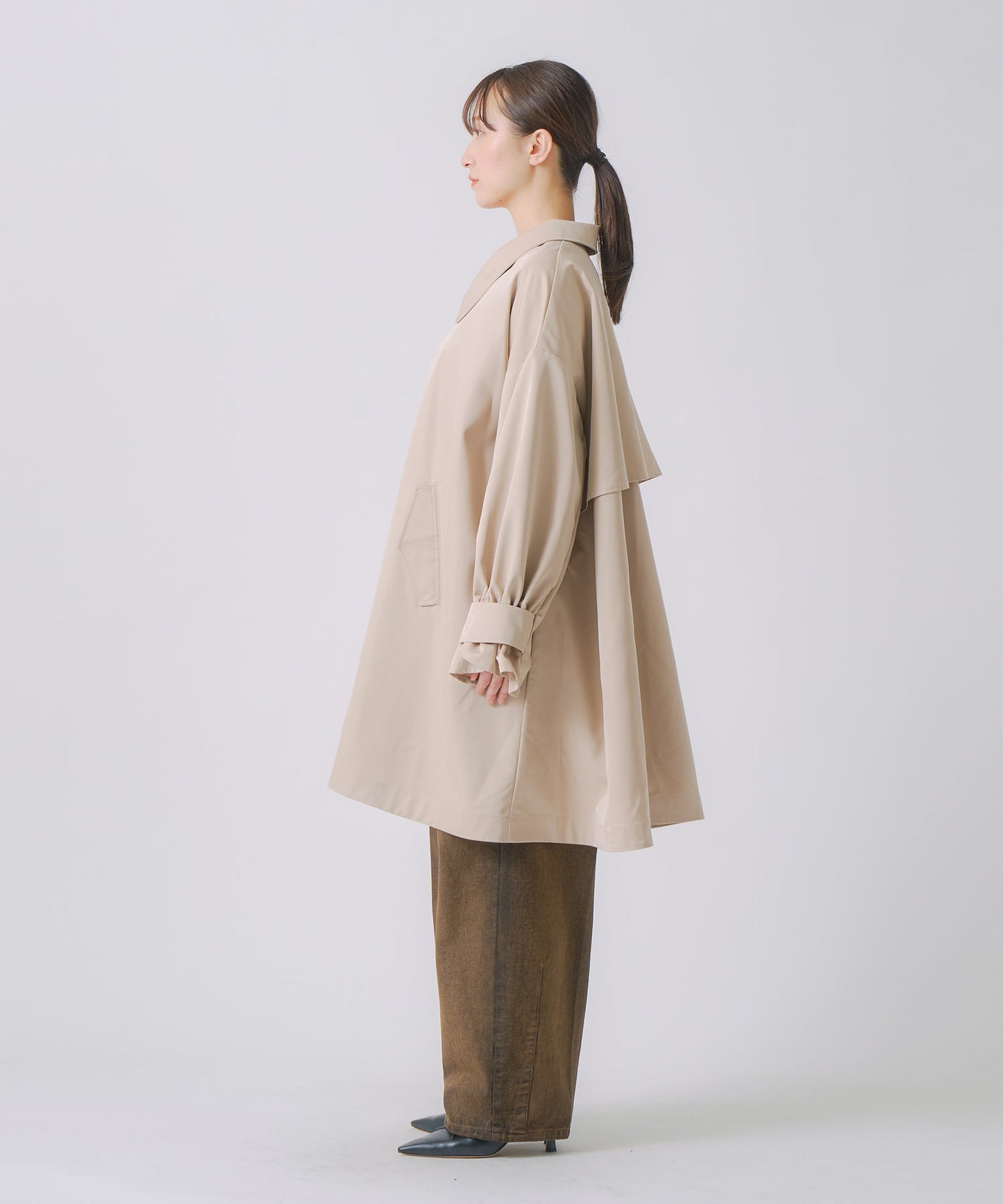 tent layered coat / WHT25FJK4050